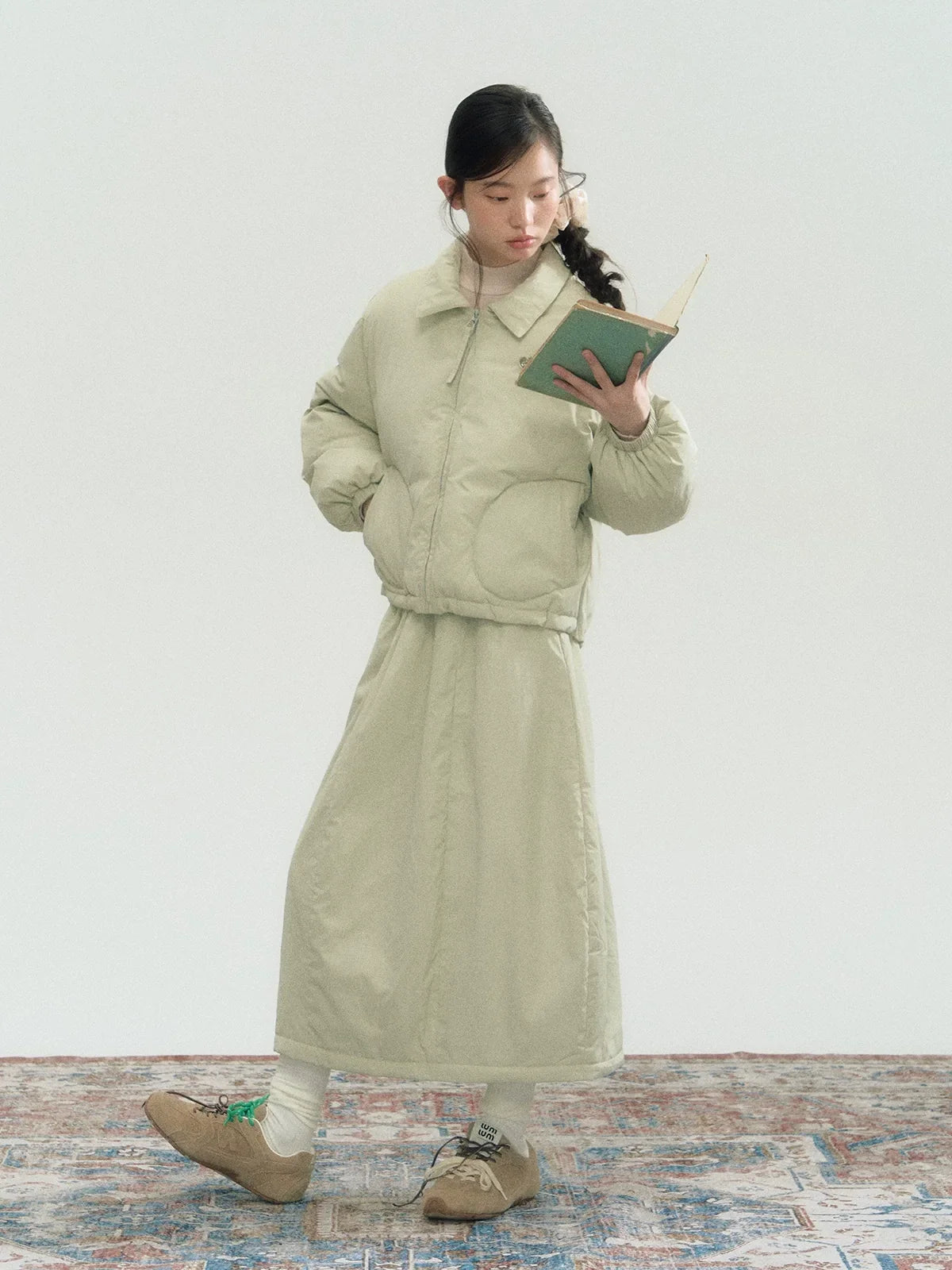 Drawstring Short Puffer Jacket & Pleated Skirt Setup