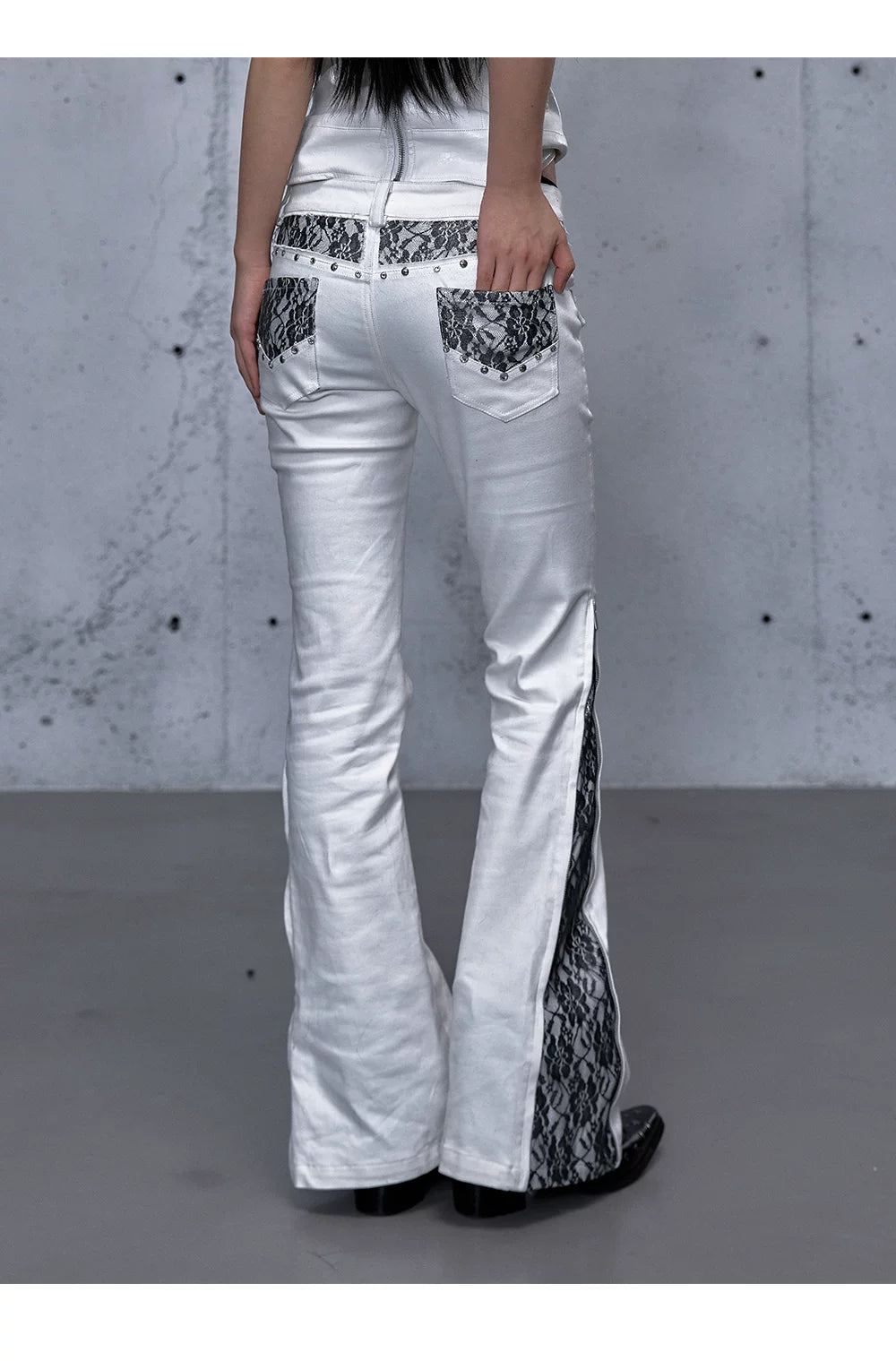 Embroidery Low Rise Straight Denim Jeans