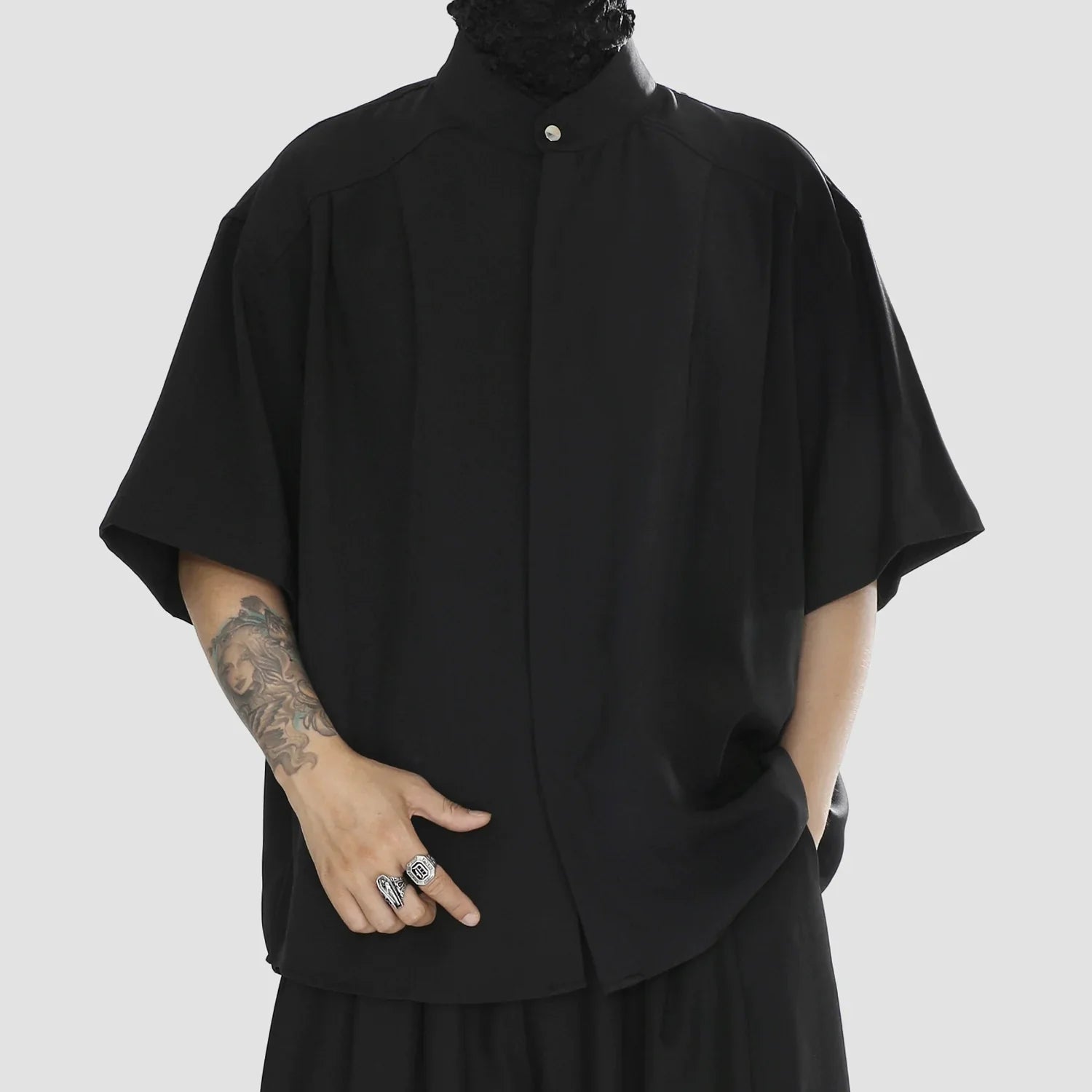 Chemise légère à manches courtes unie