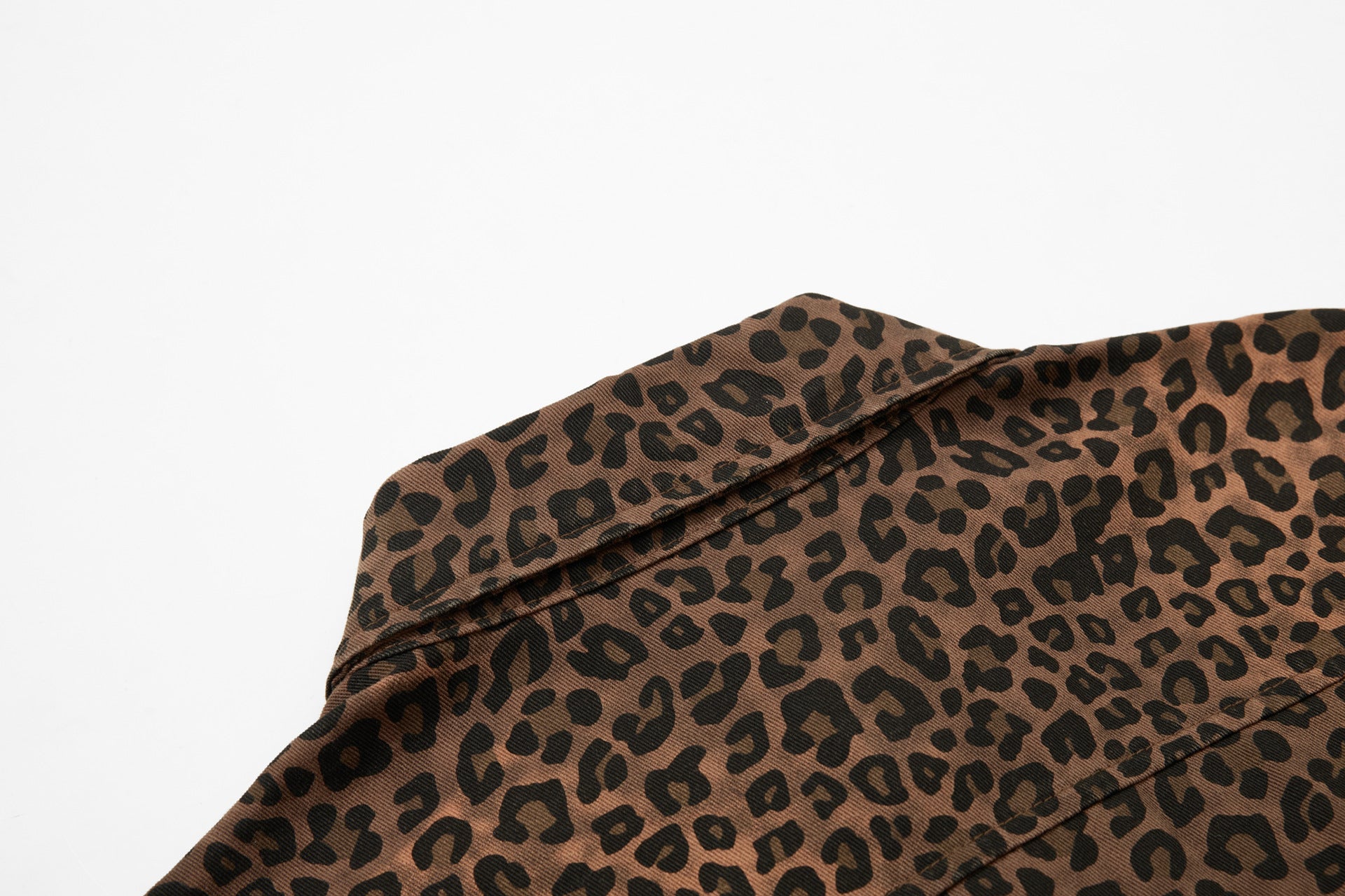 Leopard Heart Patch Short Sleeve Shirt