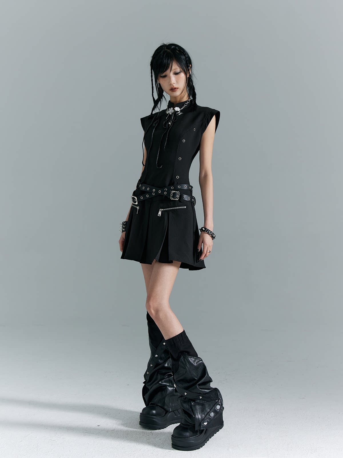 Cutout Pleats Qipao Sleeveless Dress With Belt