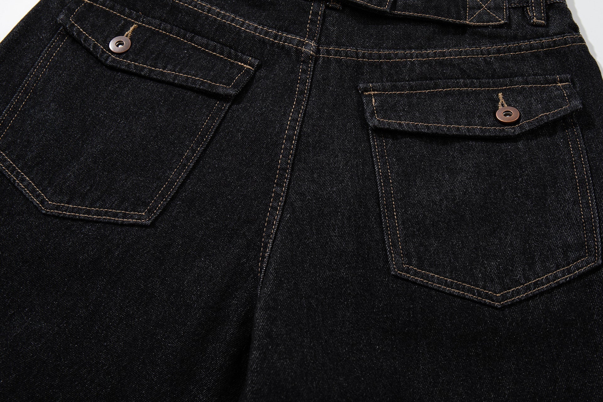 Wide Cargo Denim Jort