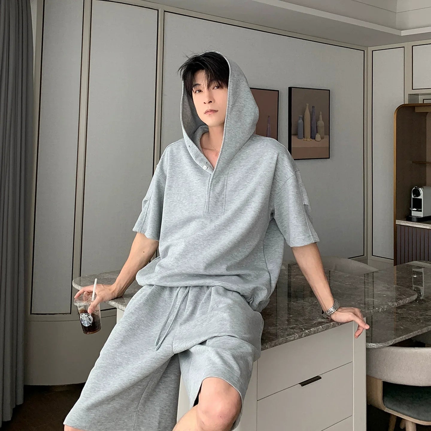 Sporty Short Sleeve Hooded T-Shirt & Short Pants Setup