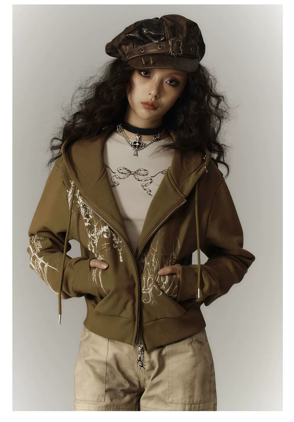 Cropped Graphic Print Zipper Hoodie