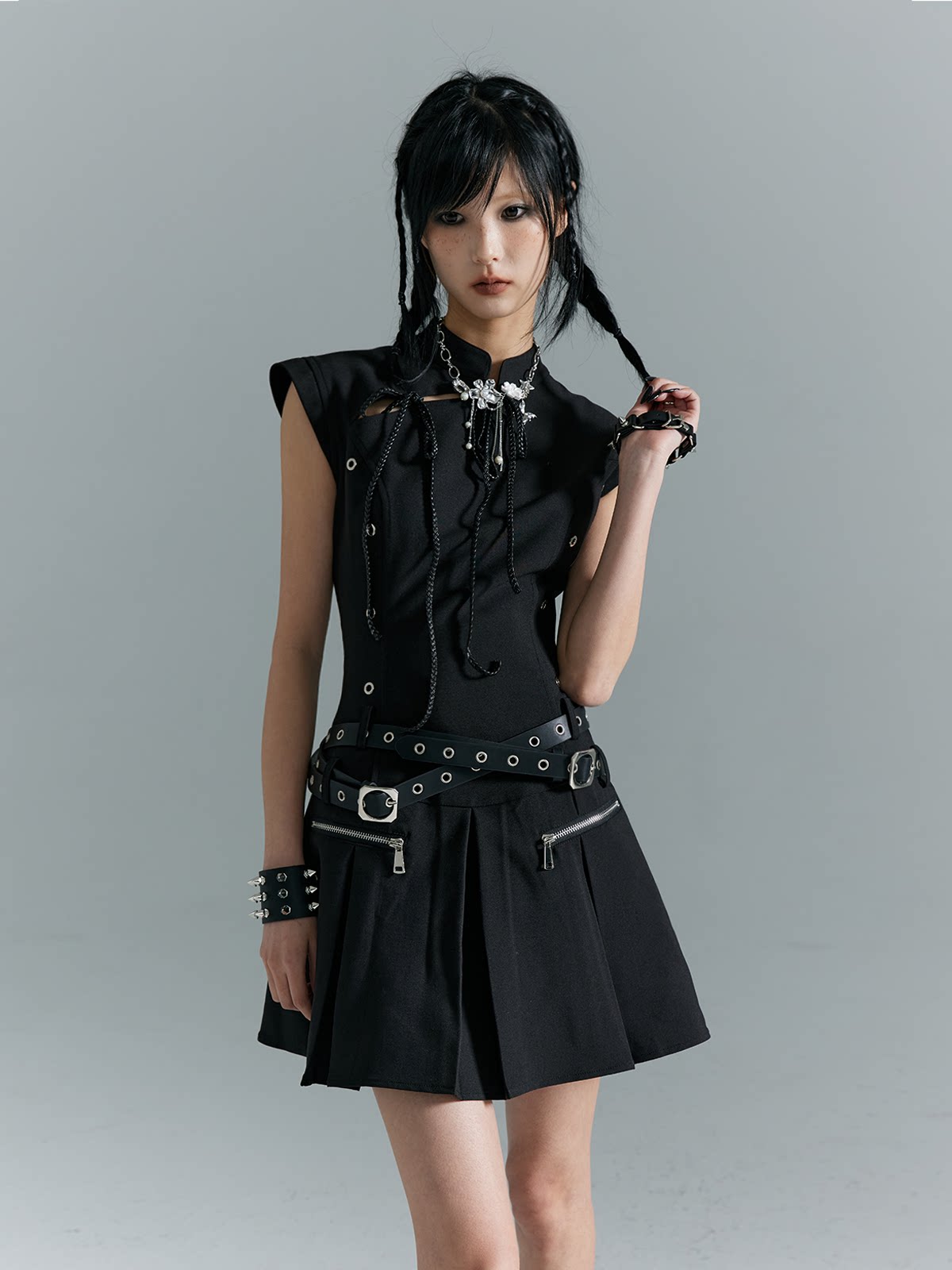 Cutout Pleats Qipao Sleeveless Dress With Belt