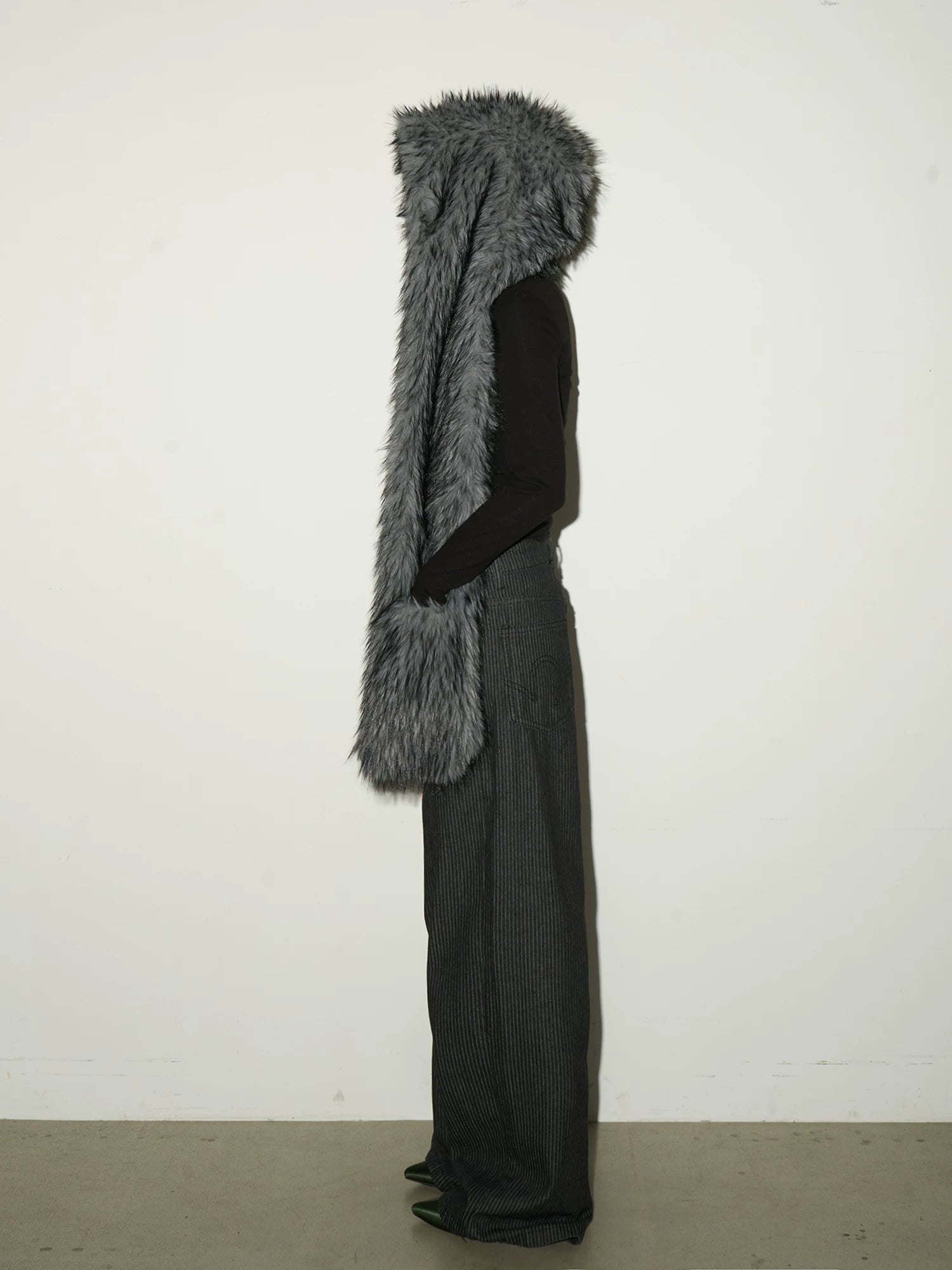 Fake Fur Pocket Design Scarf