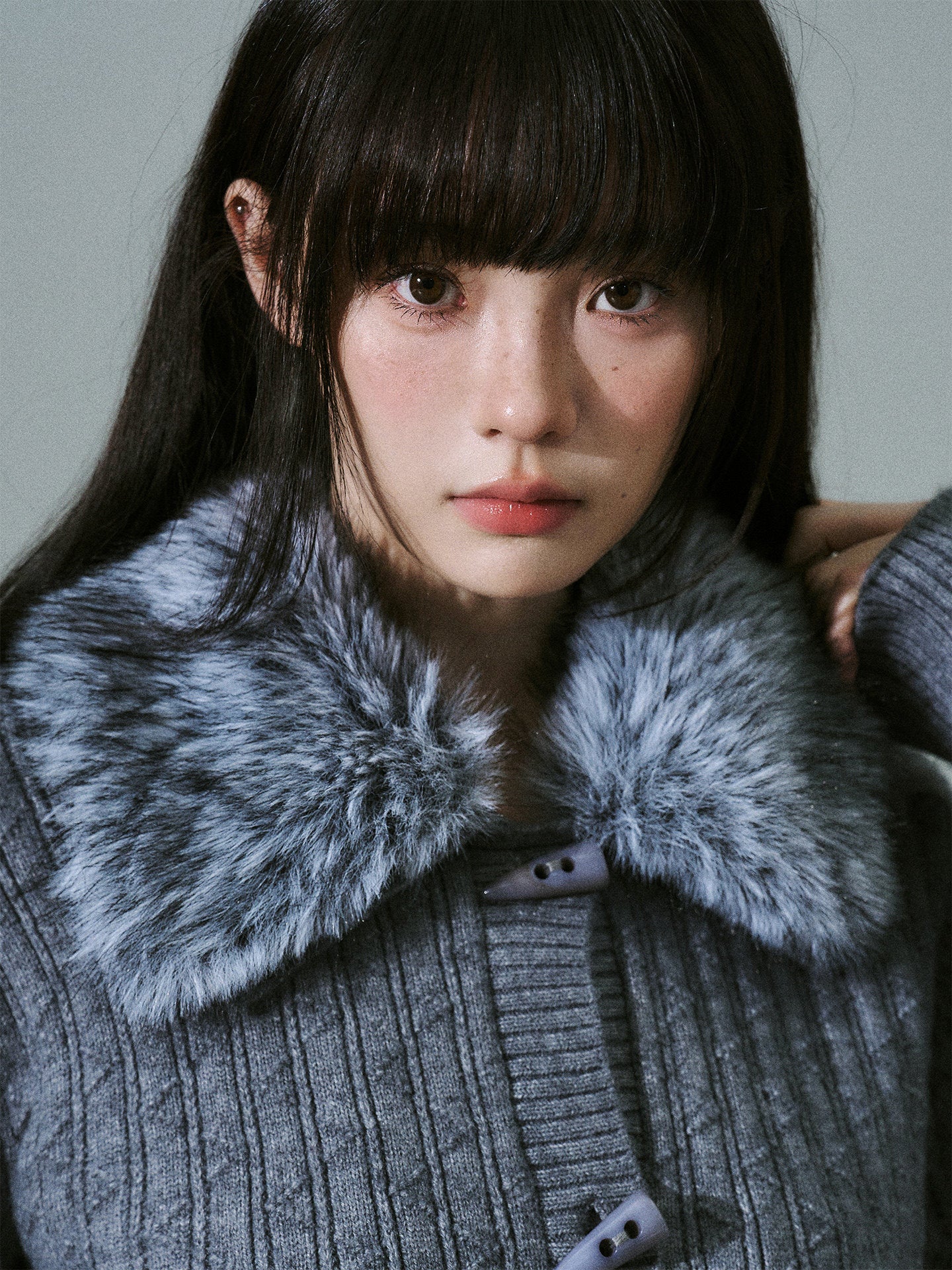 Slim Detachable Fur Collar Horn Button Sweater Jacket