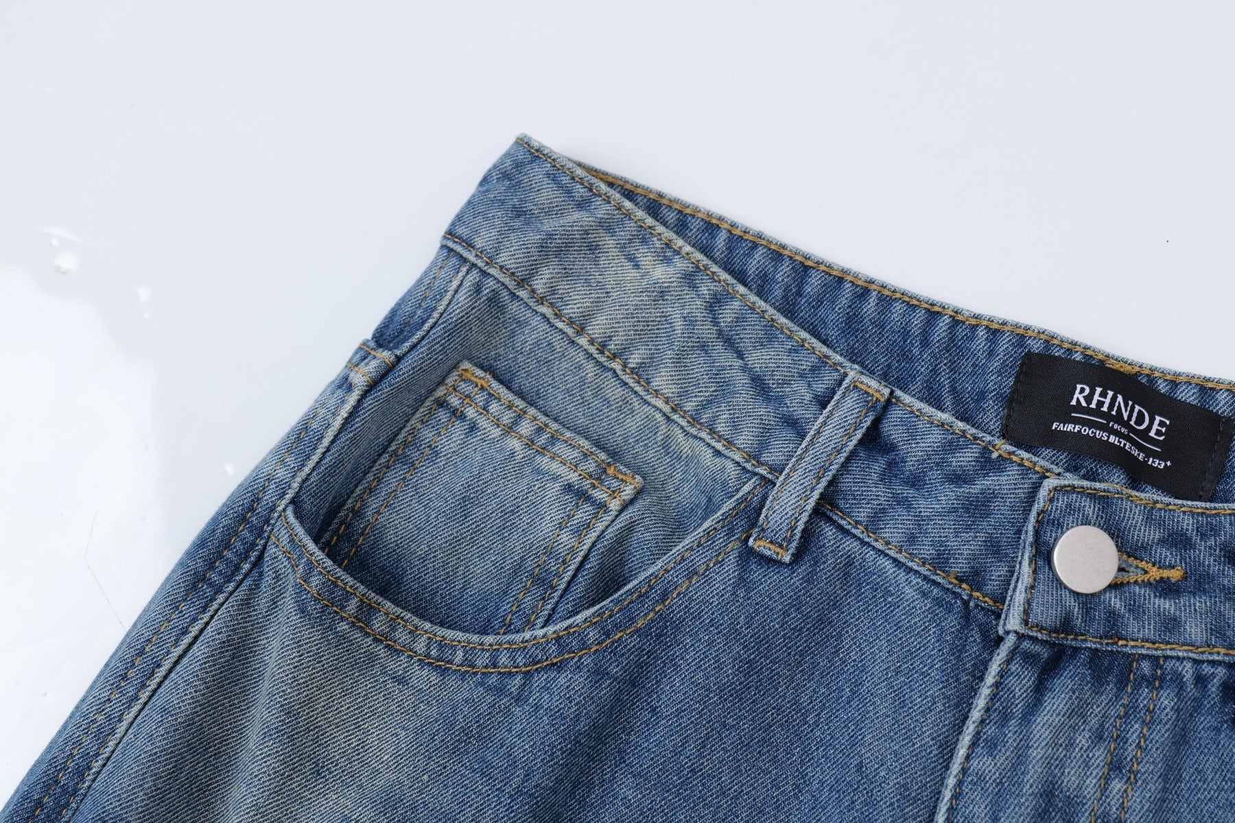 Washed Multi Pocket Cargo Denim Jort