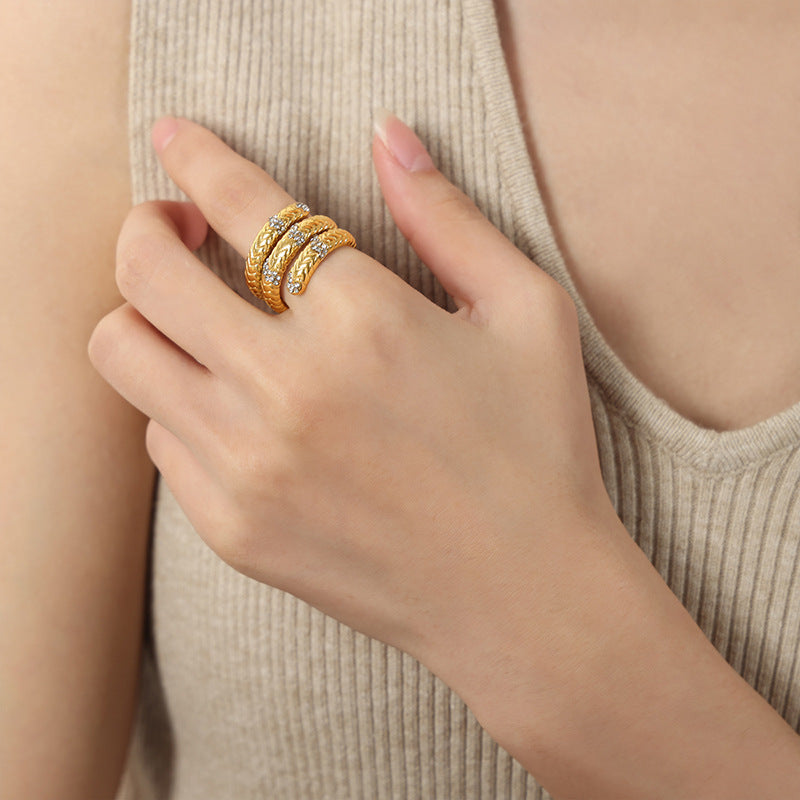 Retro Gold-Plated Snake Ring with Green Gemstones, Vintage-Inspired Jewelry, Women's Statement Accessory, Stackable Band with Rhinestones, Popular Fashion Trend, Ideal Gift for Her, Best Seller in Antique Rings.
