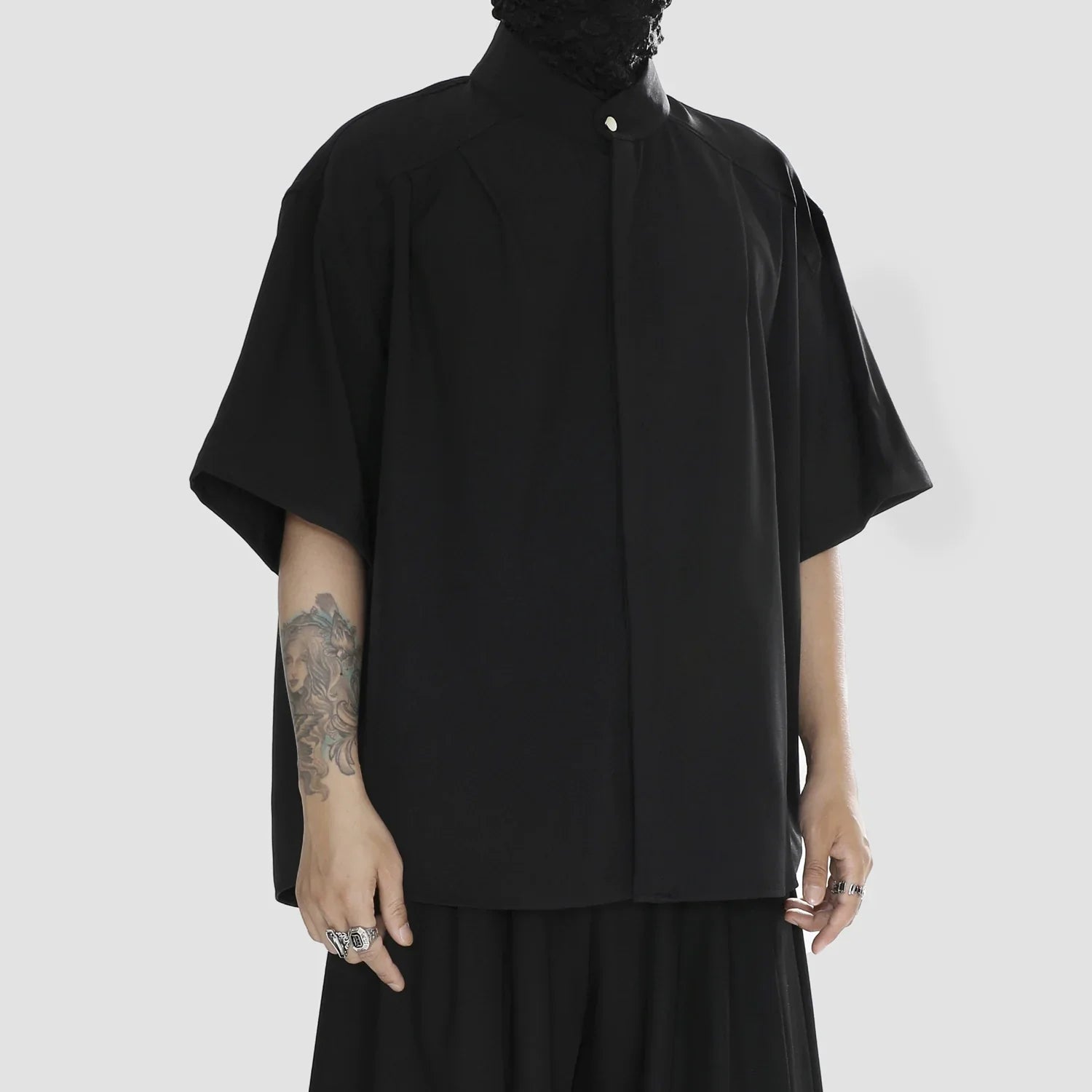 Chemise légère à manches courtes unie