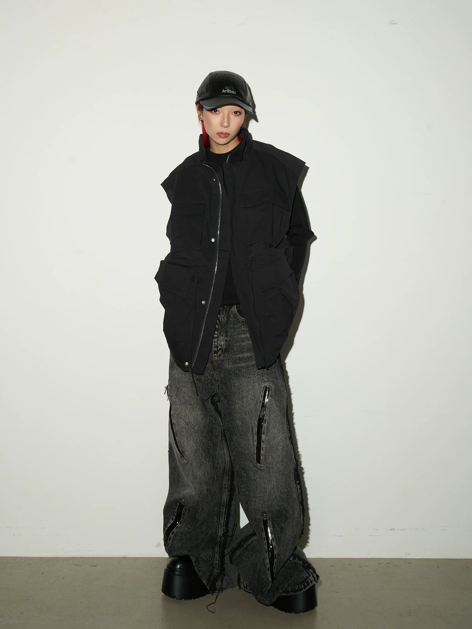 Washed Fray Zipper Detail Wide Leg Denim Jeans