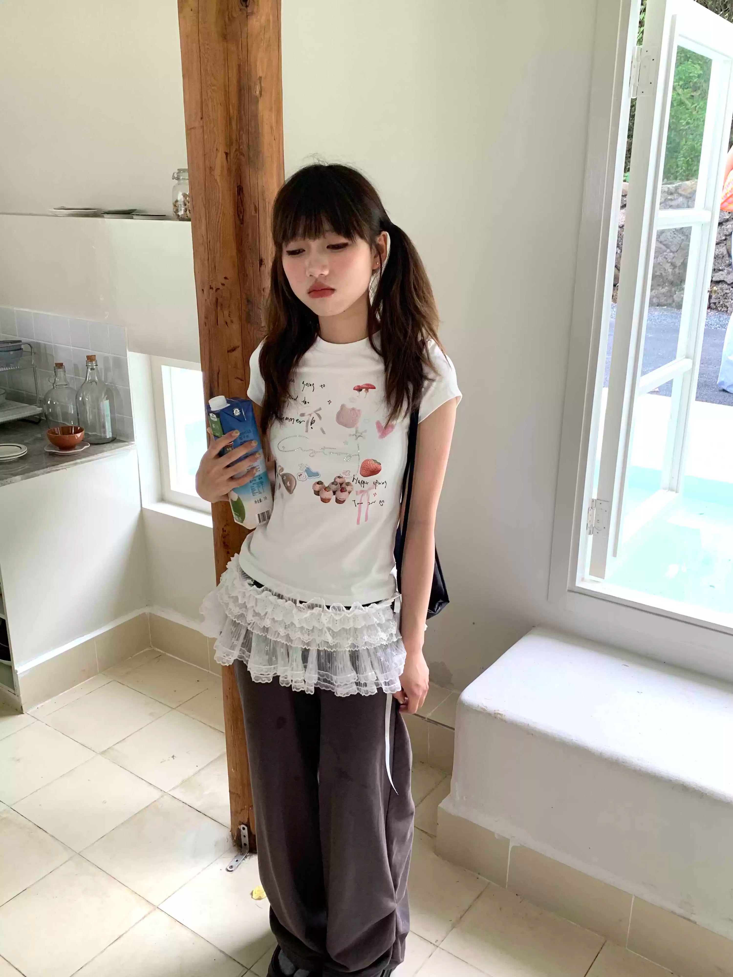 Graphic Rhinestone Short Sleeve T-Shirt