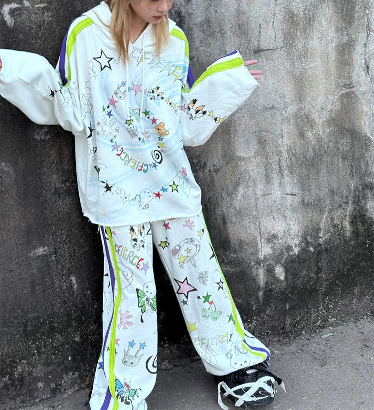 Pantalones de chándal con estampado de grafiti