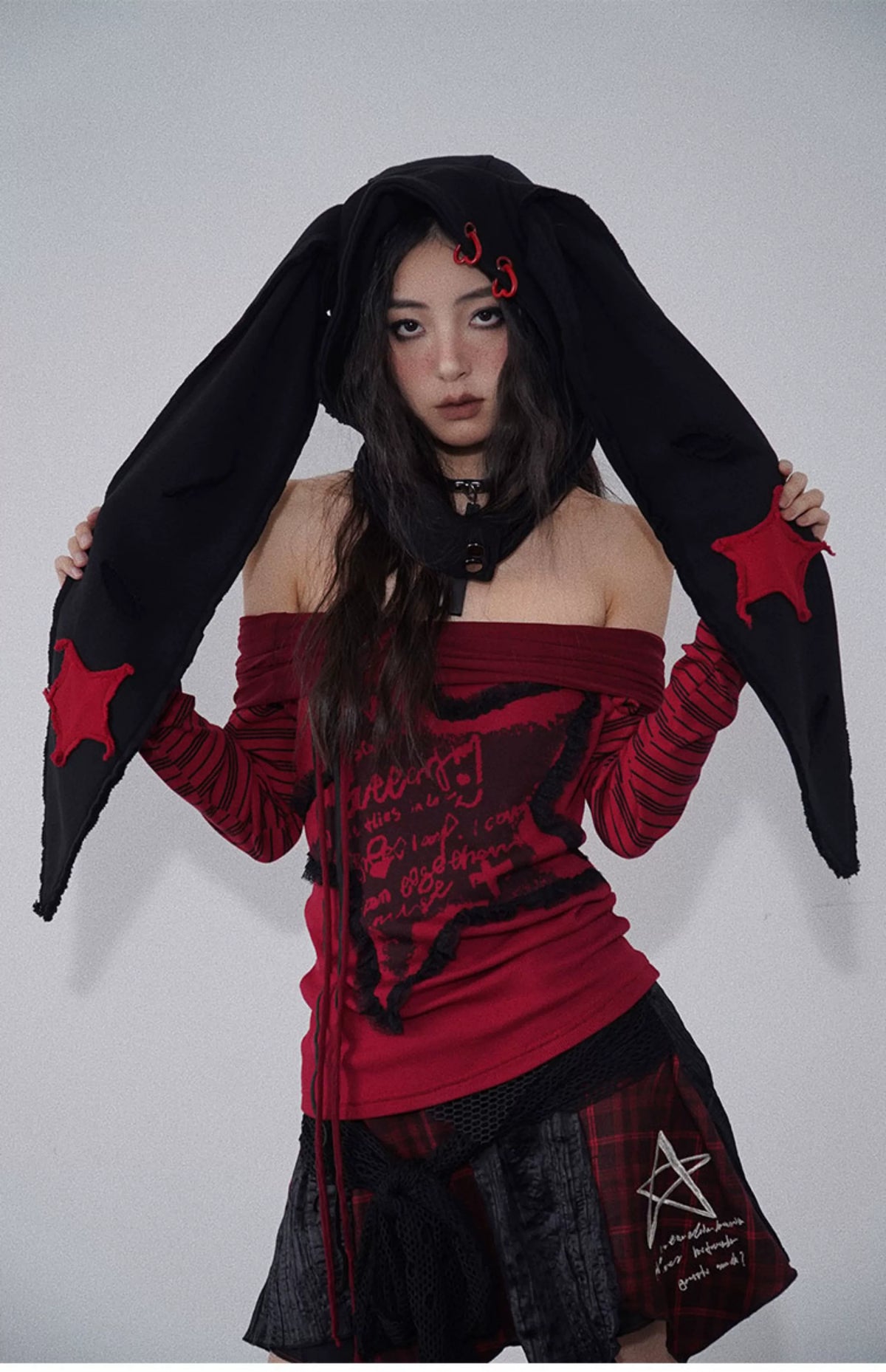 Red & Black Star Hat Scarf