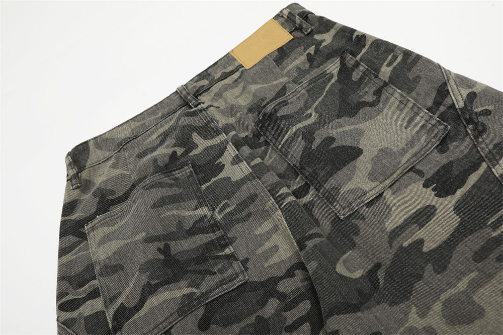 Camouflage Wide-Leg Cargo Jeans