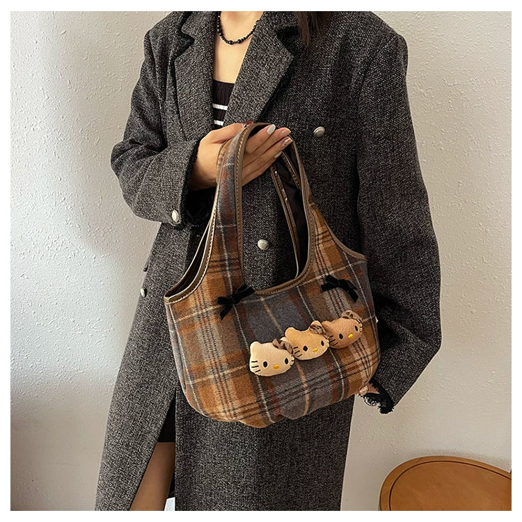 Vintage Karo Tragetasche mit Hello Kitty Trio - Soft Girl Ästhetische Handtasche