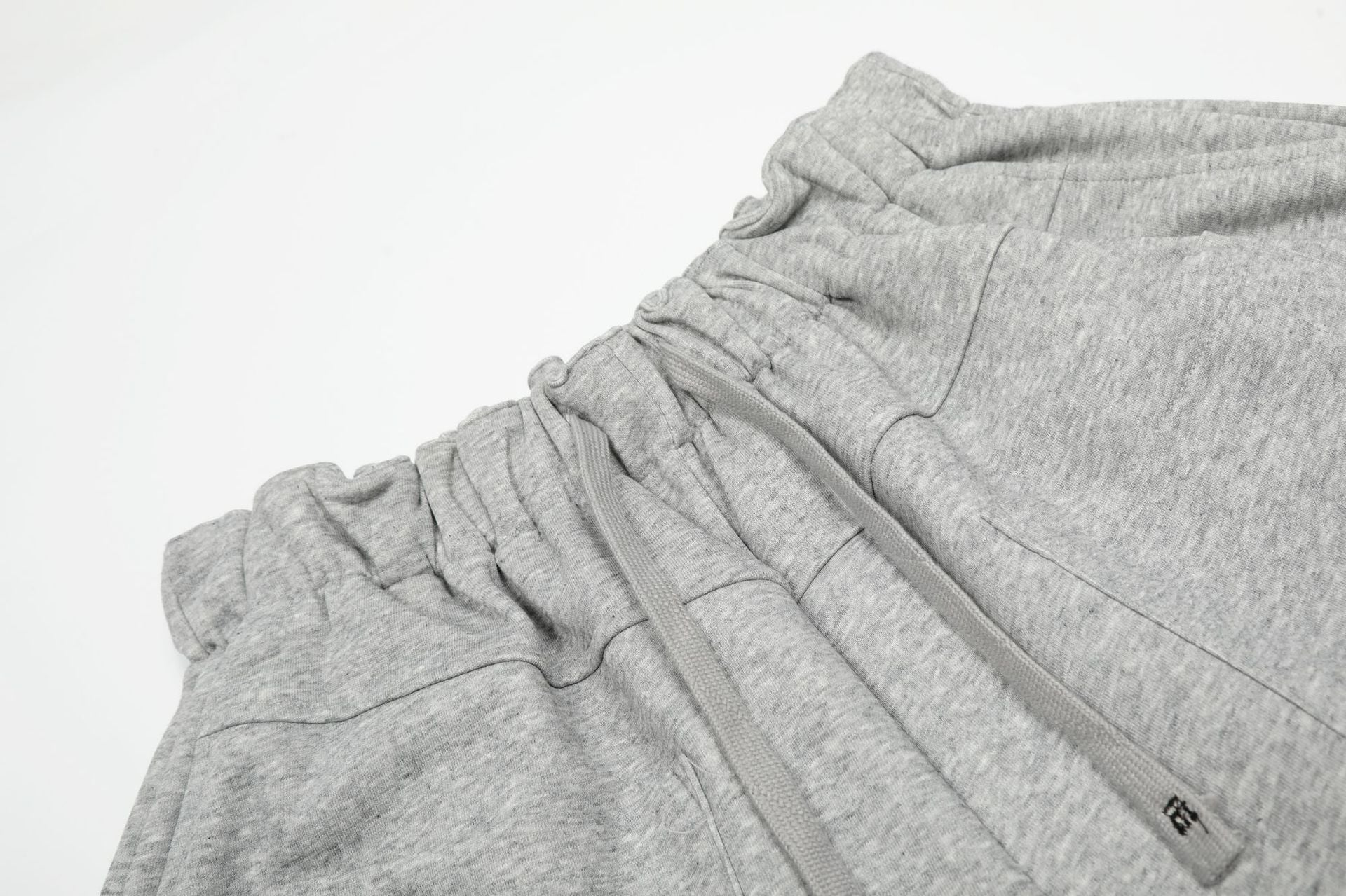 Pleats Panel Wide Leg Half Sweatpants