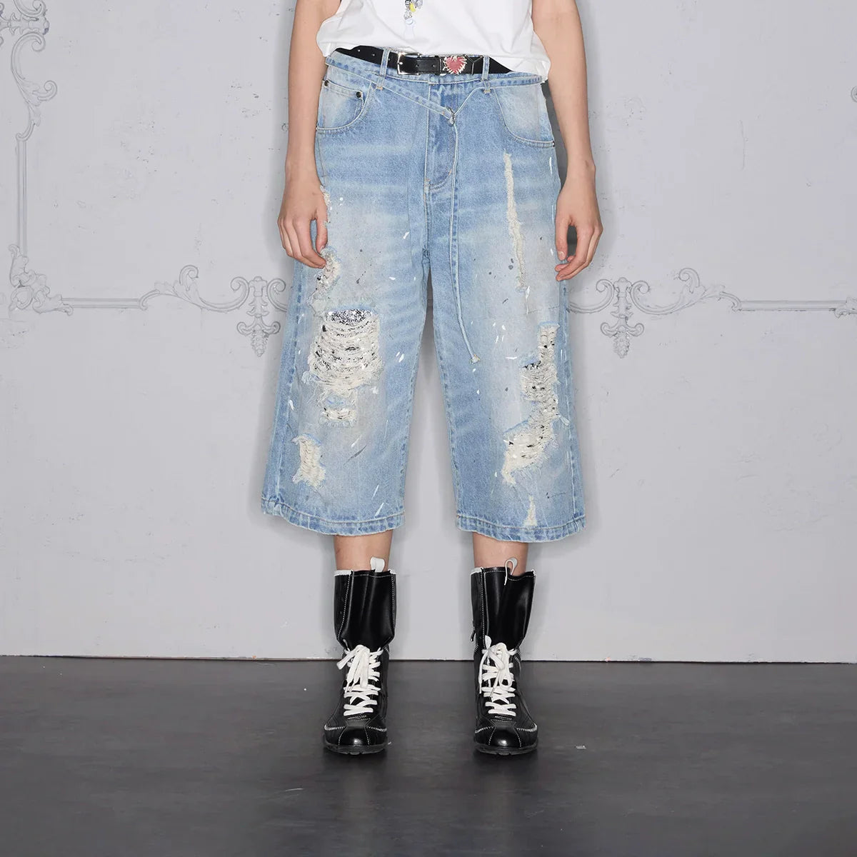 Sequin Damage Paint Wash Drawstring Denim Short