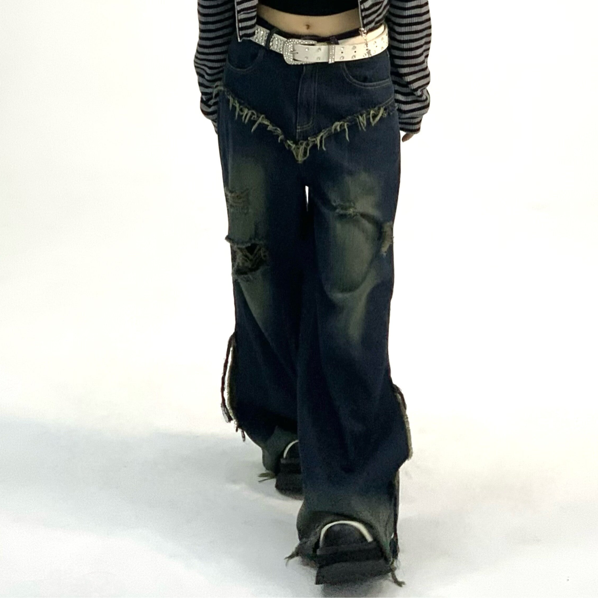 Washed Damage Fray Panel Wide Leg Denim Jeans