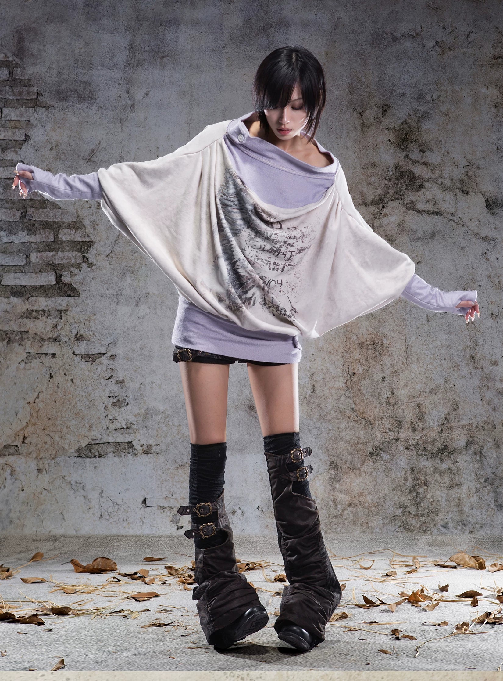 Original Fake Two-Piece Oversize Batwing Sleeve Floral Off-Shoulder Long Sleeve T-Shirts