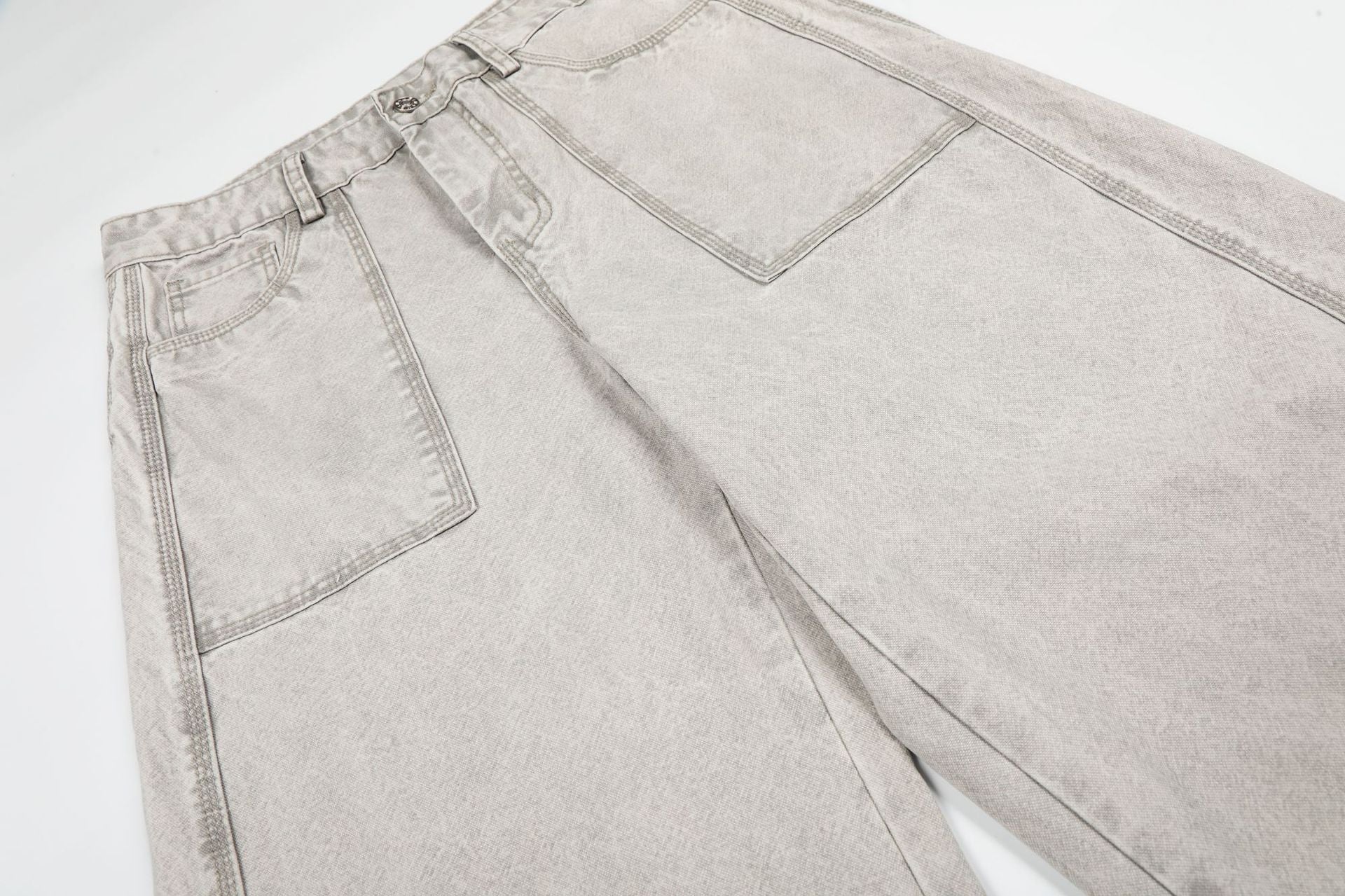Patch Pocket Washed Wide Leg Denim Jeans