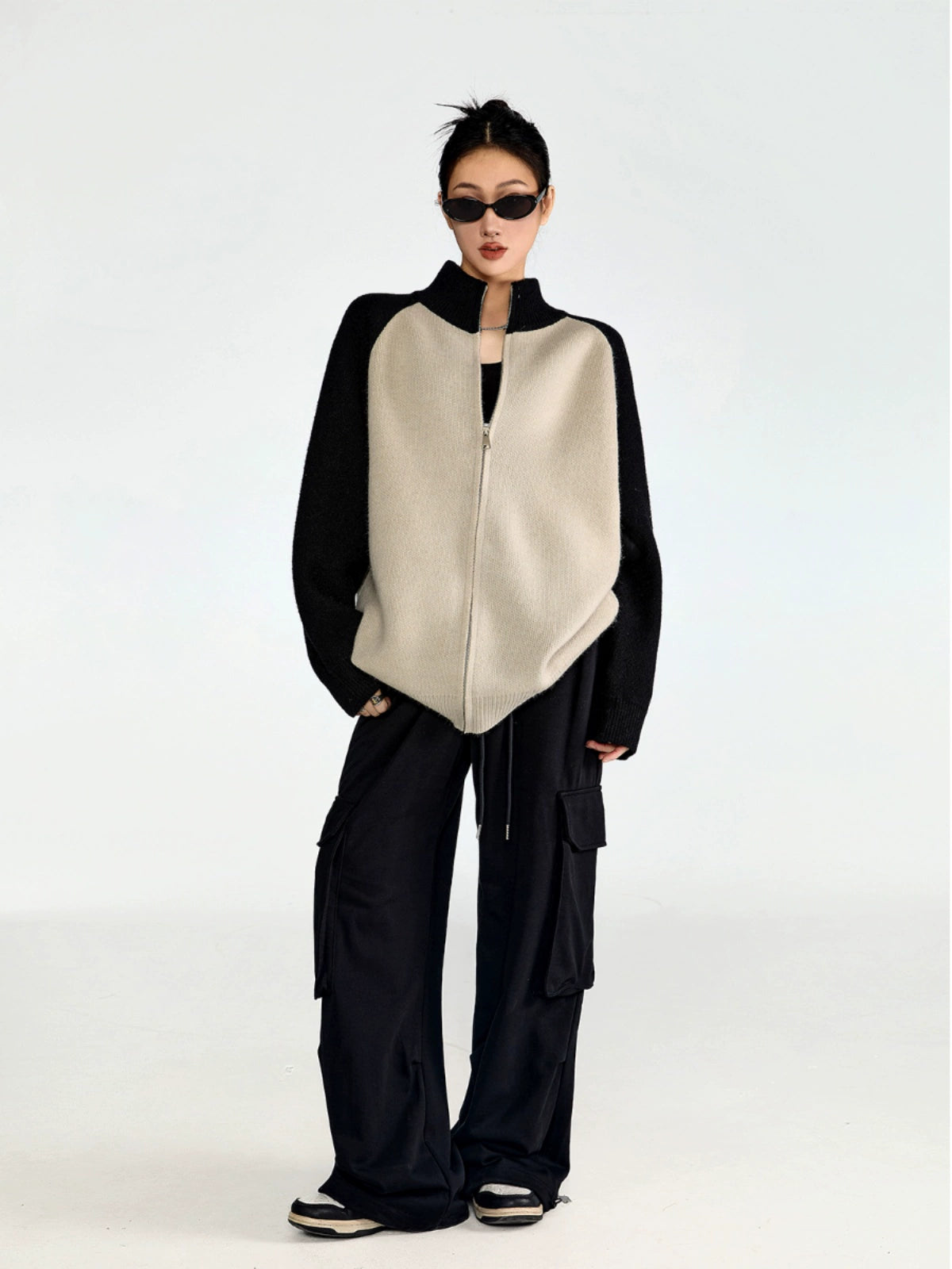Single Pattern Knitted Cardigan