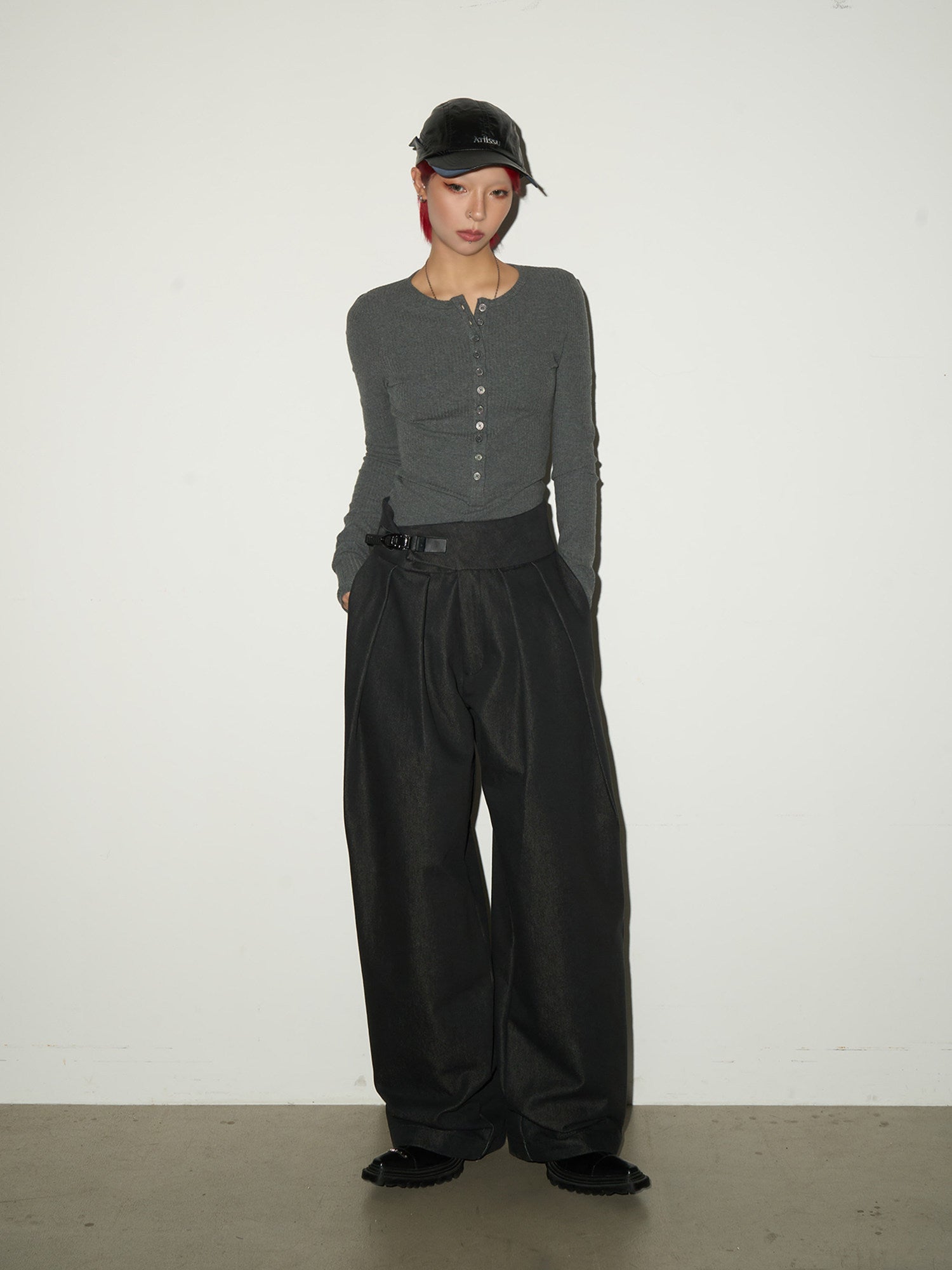 Fitted Knit Long Sleeve T-Shirt
