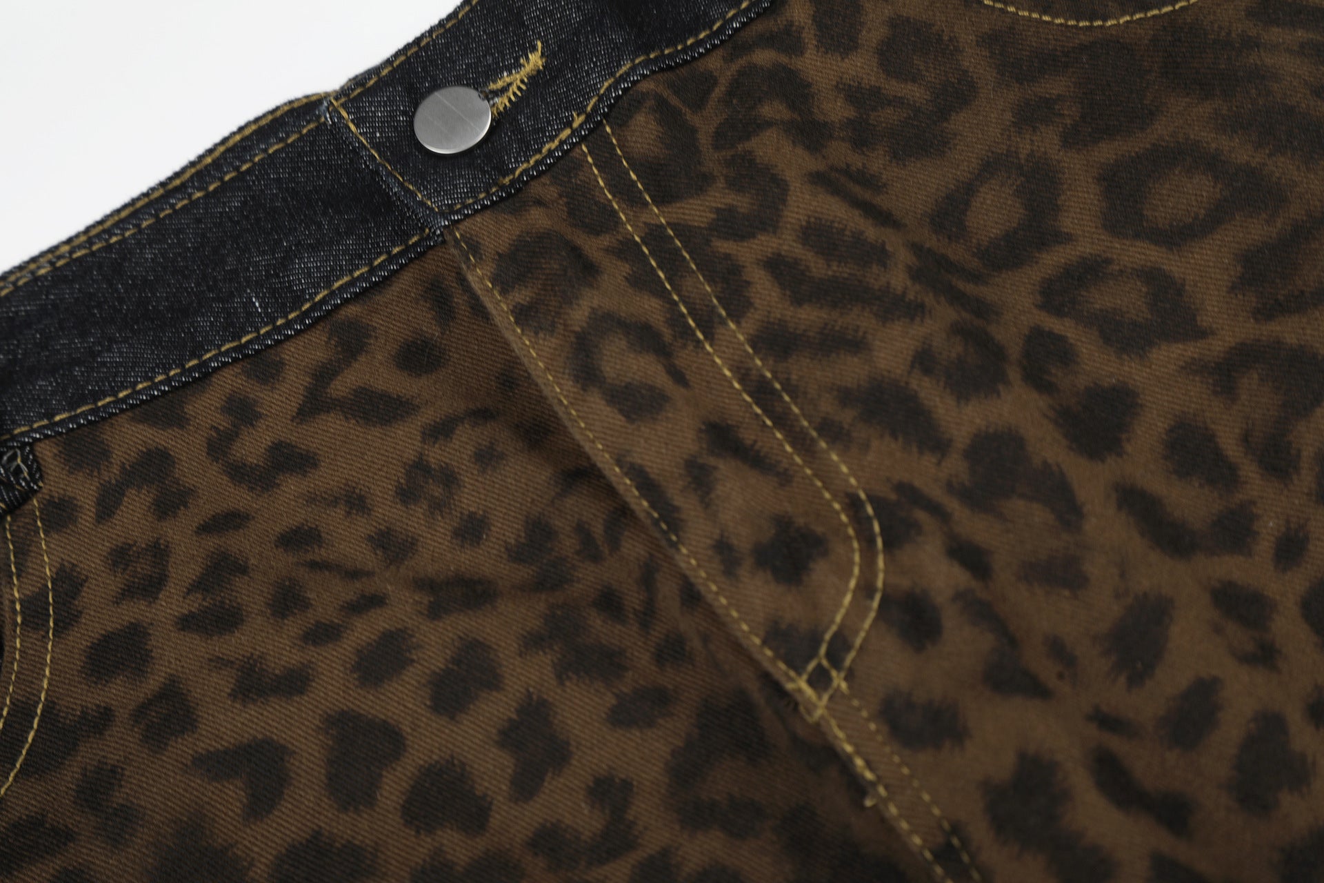 Leopard Print Curved Wide Leg Denim Jeans