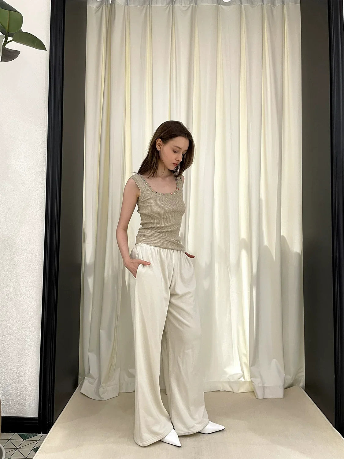 Pantalon droit à jambes larges polyvalent