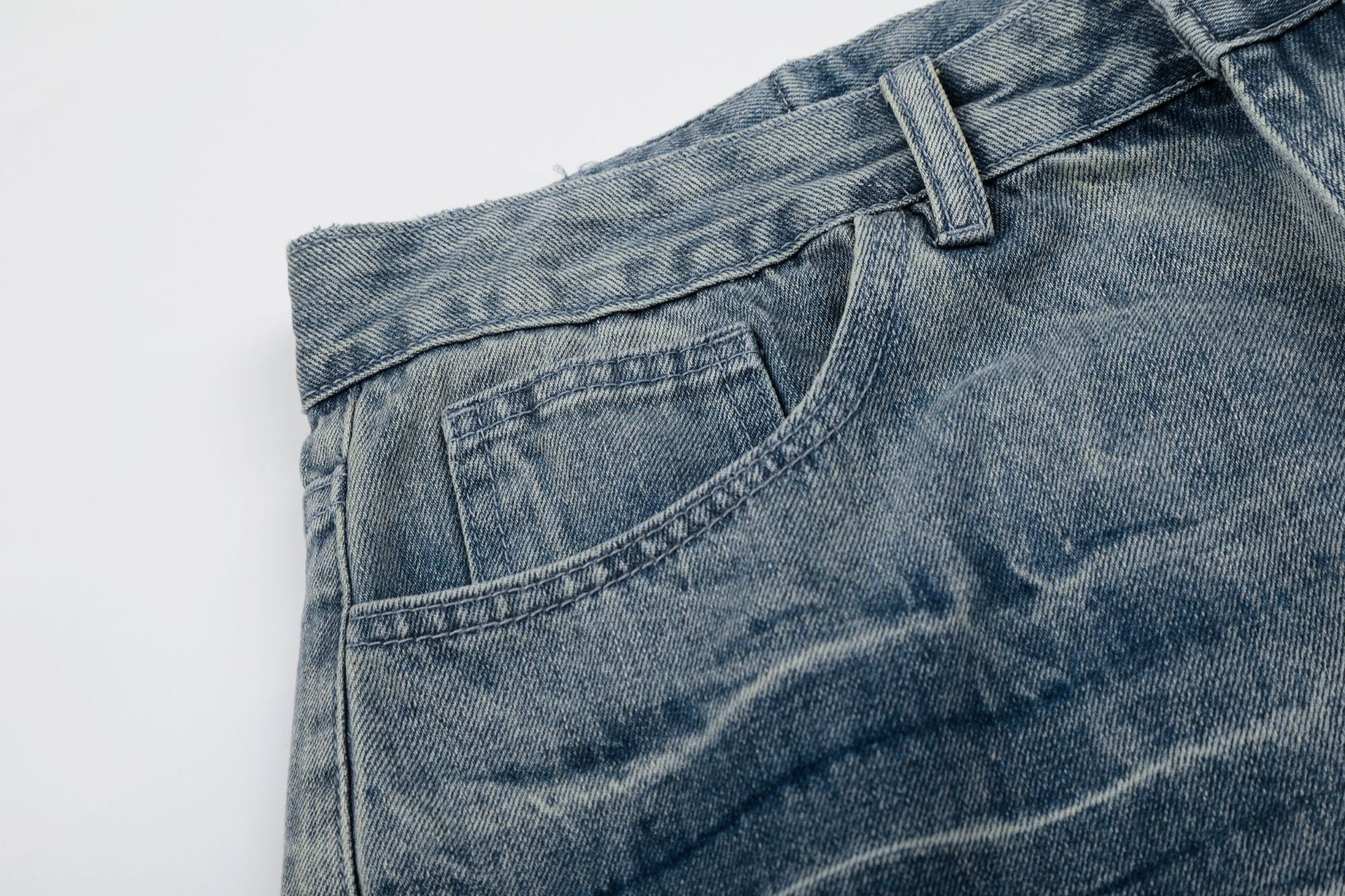 Lightning Graphic Denim Jort