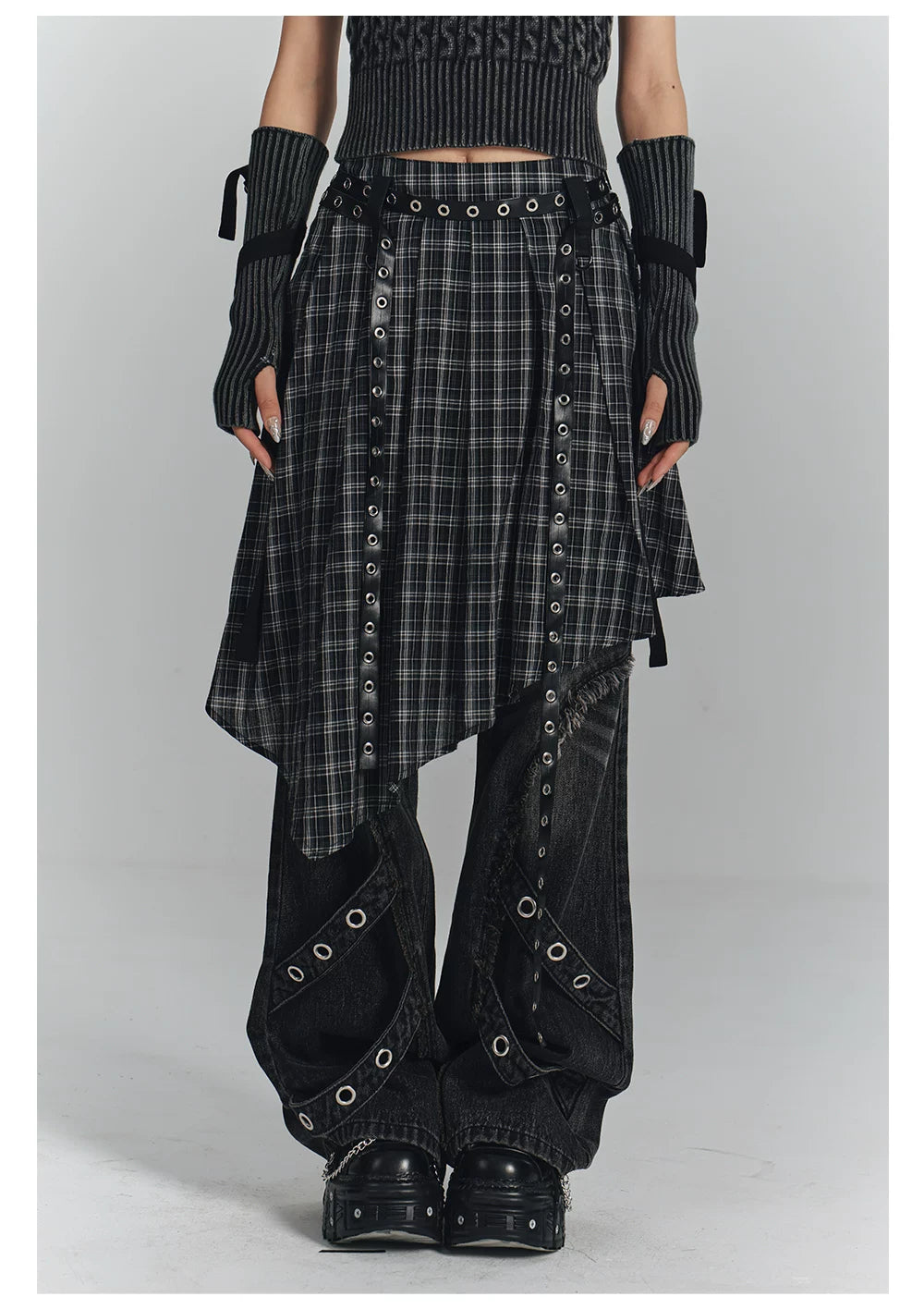 Washed Frayed Wide-Leg Straight Denim Jeans