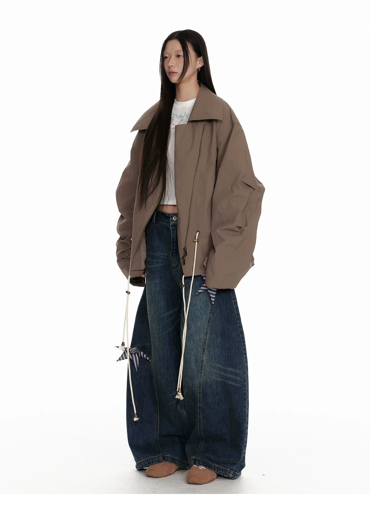 Star Patch Washed Wide-Leg Denim Jeans