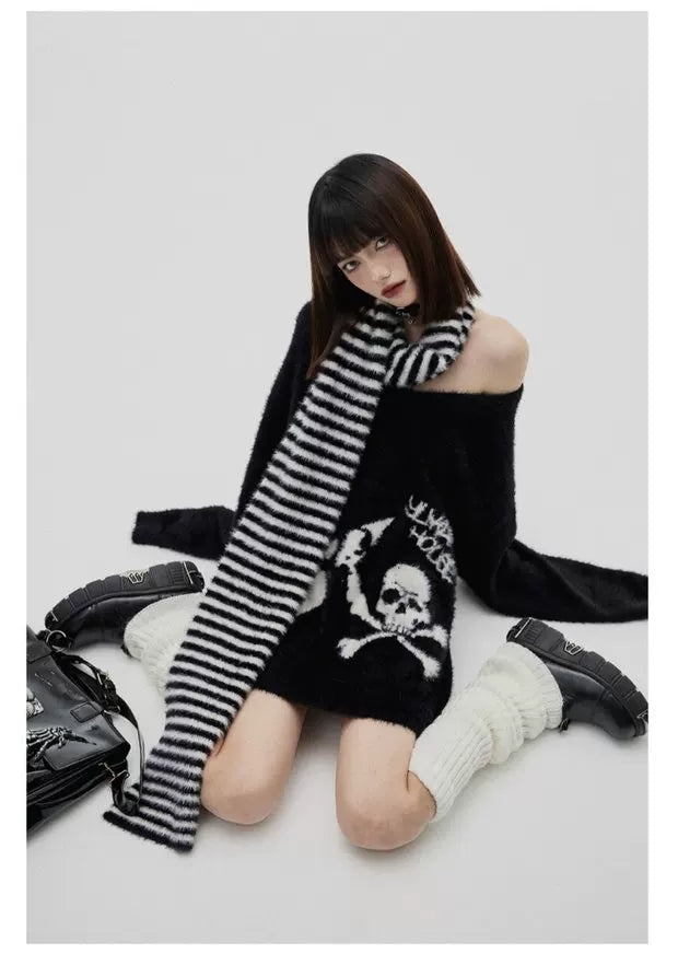 Mohair Skull Pattern Oversize V-Neck Knit Cardigan & Striped Scarf