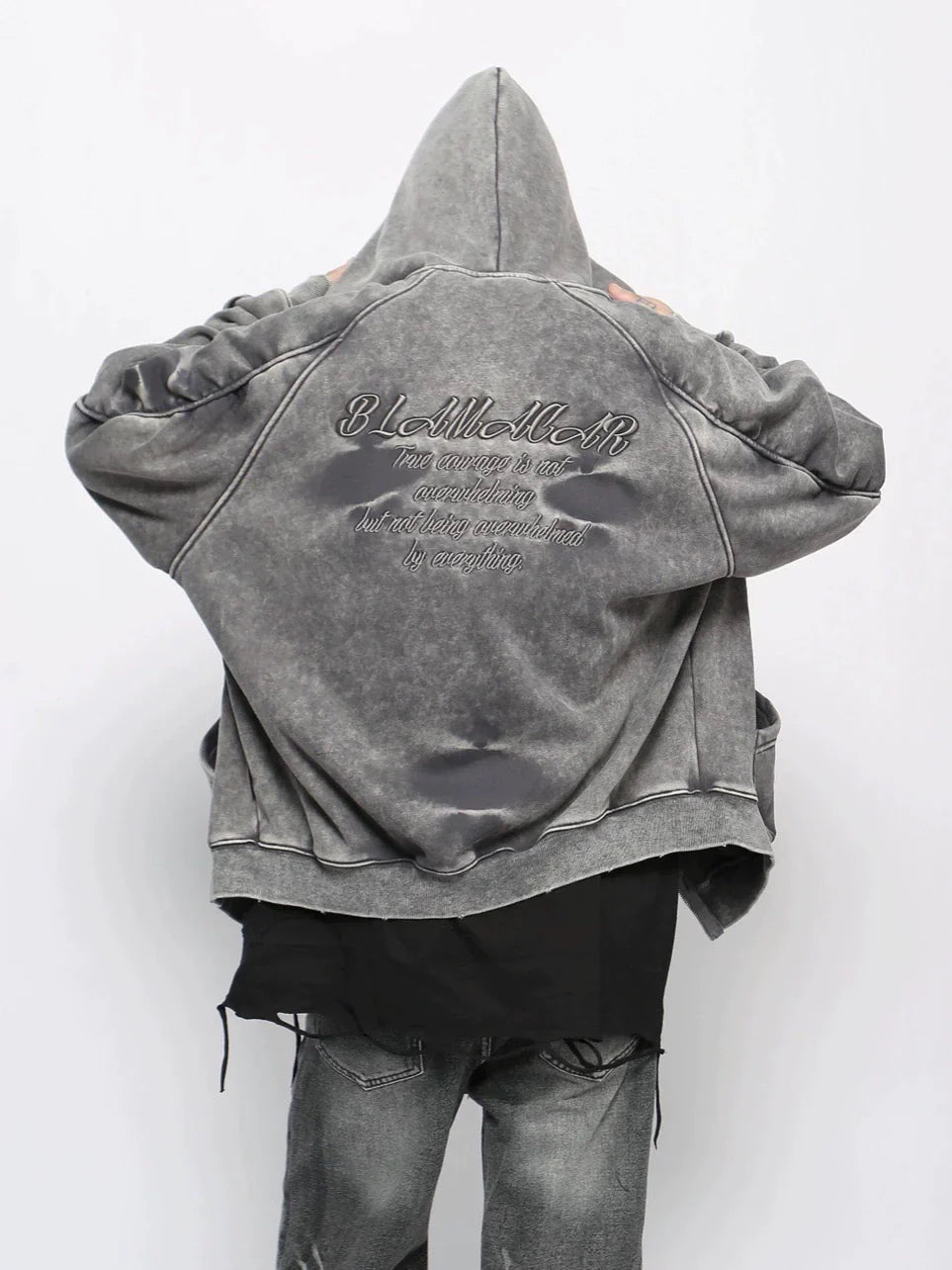 Sweat à capuche zippé, manches doublées en polaire froissée et délavée