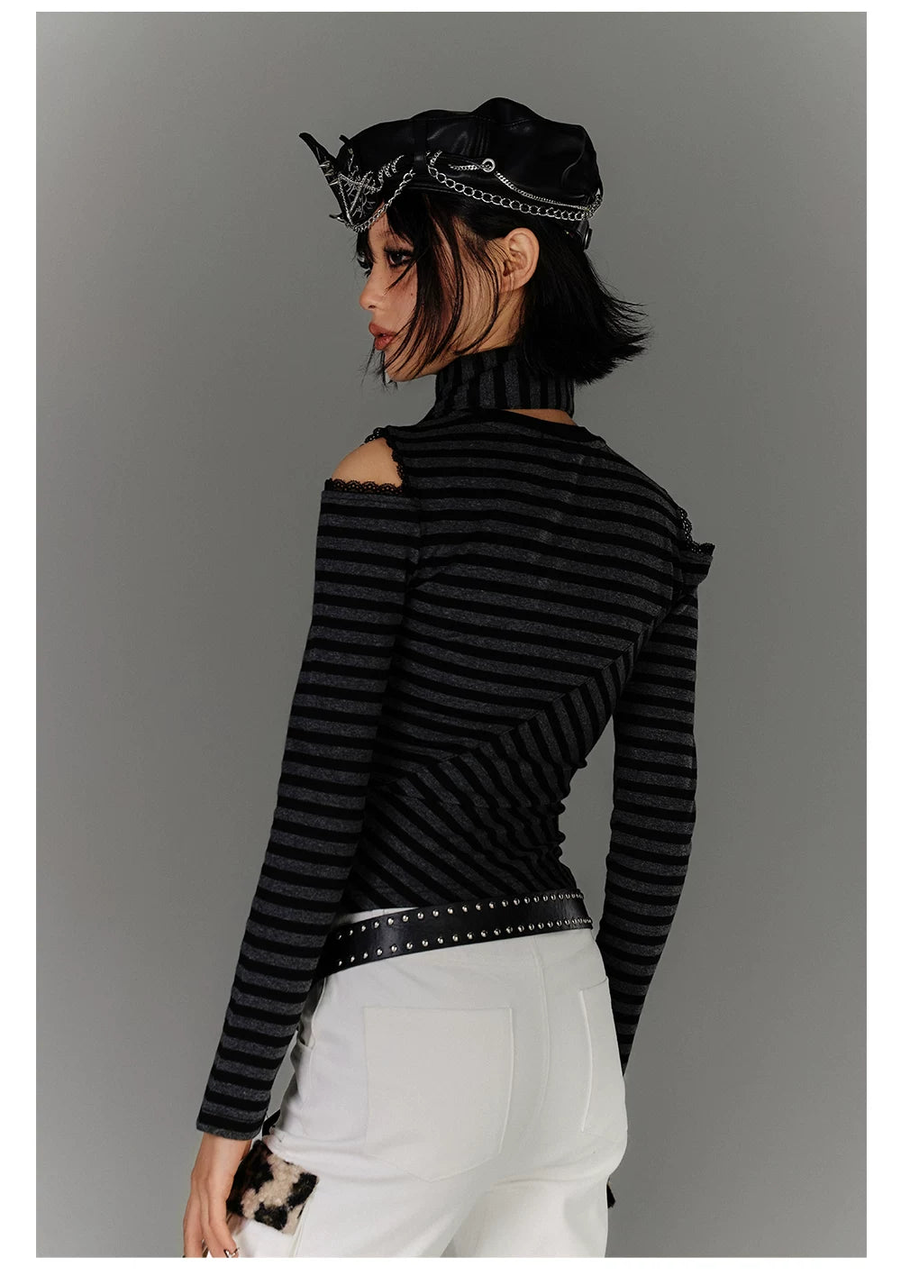 Stripe Graphic Print Cutout High-Neck Long Sleeve T-Shirt & Stripe Star Scarf