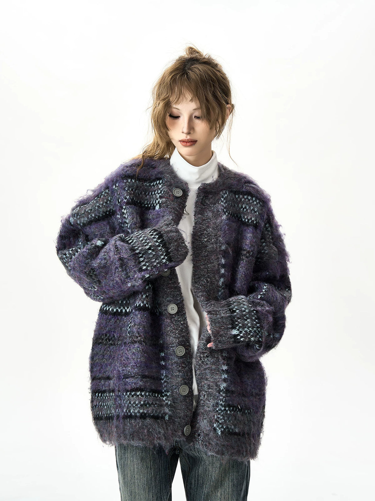 Round Necked Heavyweight Oversize Knit Cardigan