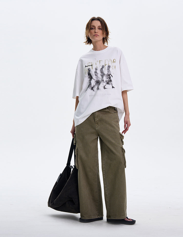 T-shirt imprimé personnage flou