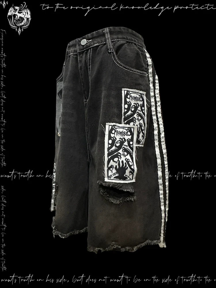 Side Stripe Damage Patch Wide Leg Half Denim Jeans & Skull Belt