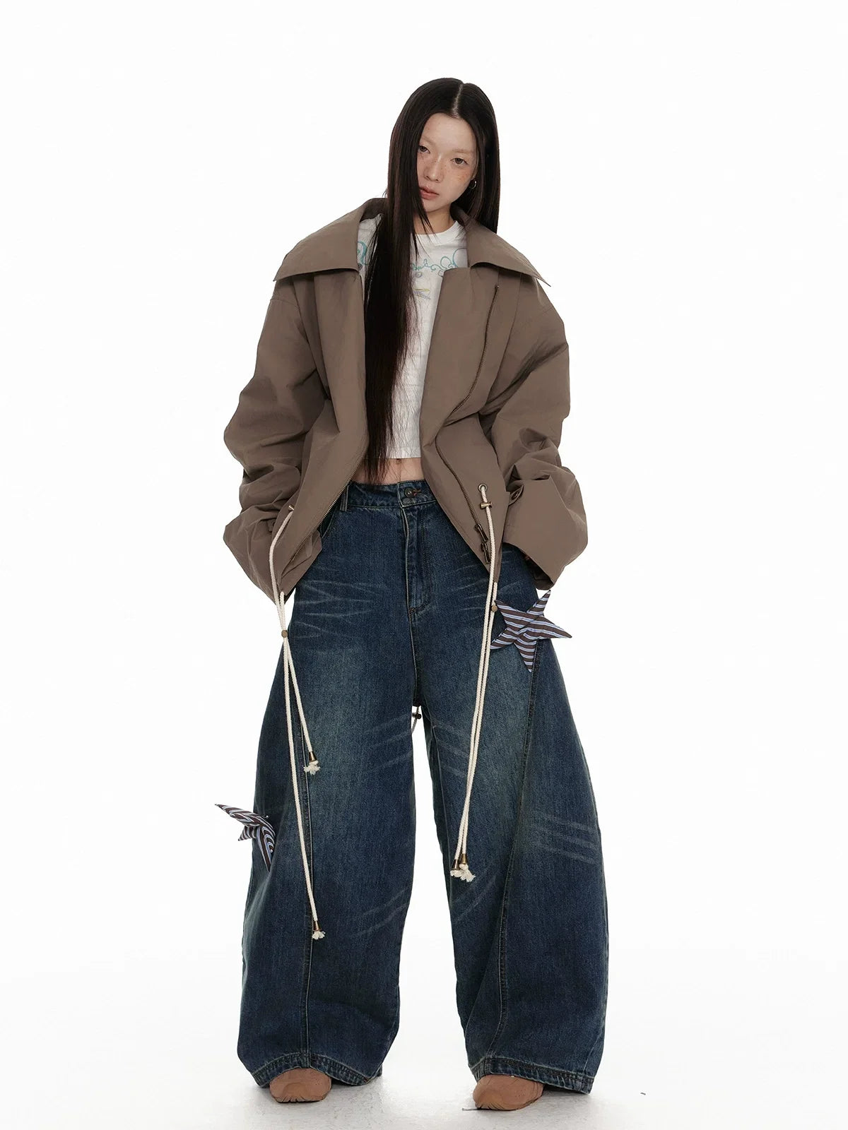 Star Patch Washed Wide-Leg Denim Jeans
