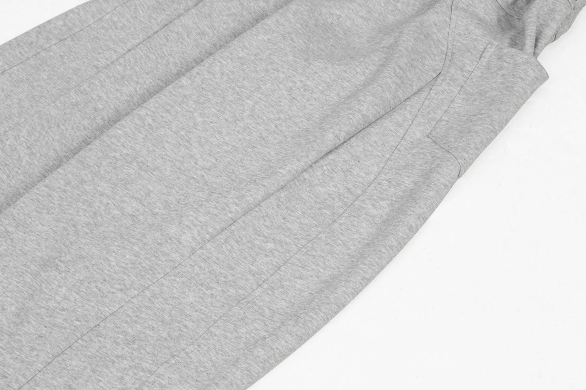 Pendant Wide Leg Barrel Sweatpants