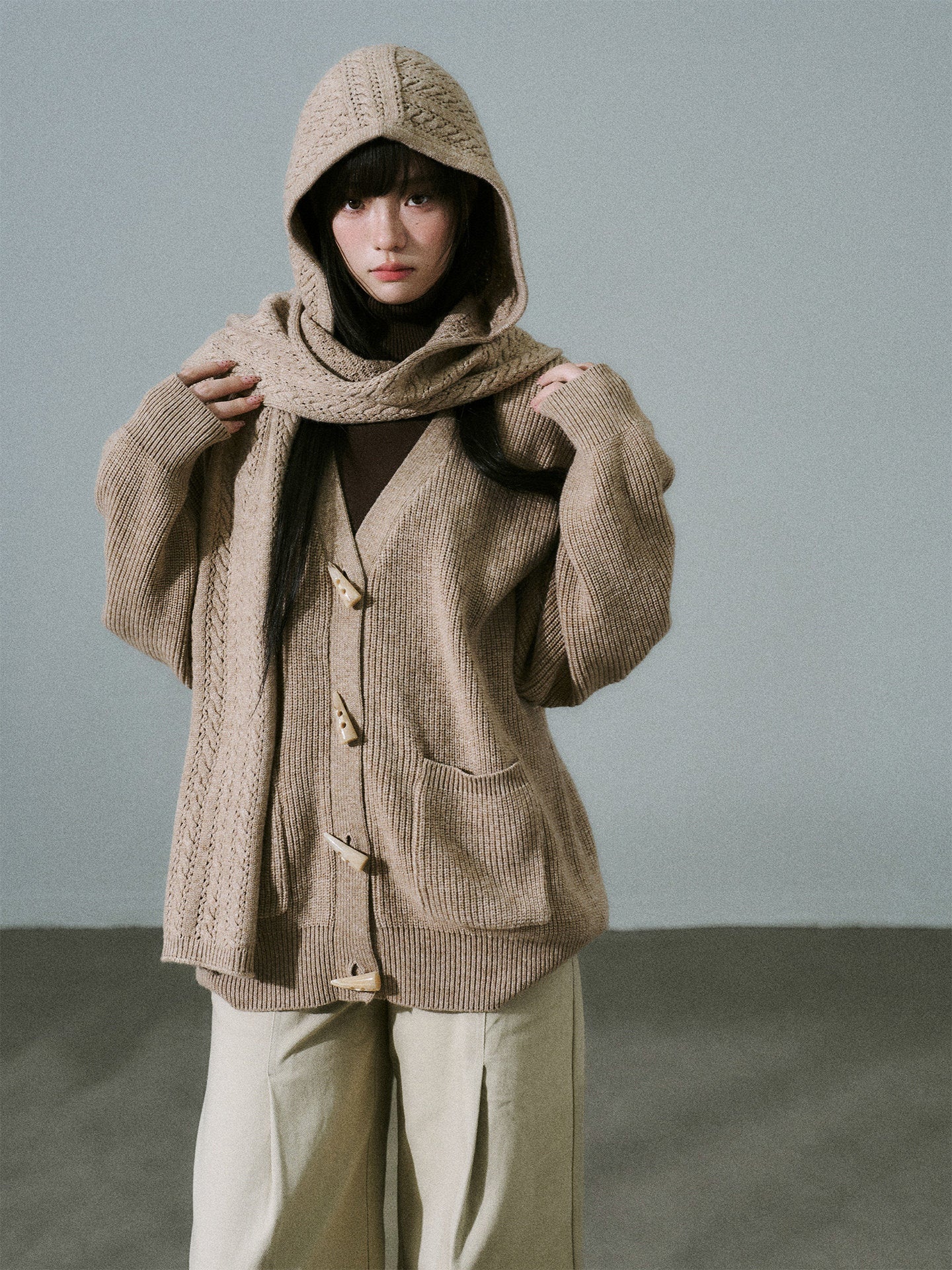 Hooded Horn Button Fleece Lining Knit Cardigan