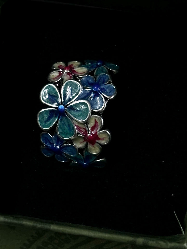 Anillo vintage de flores esmaltadas