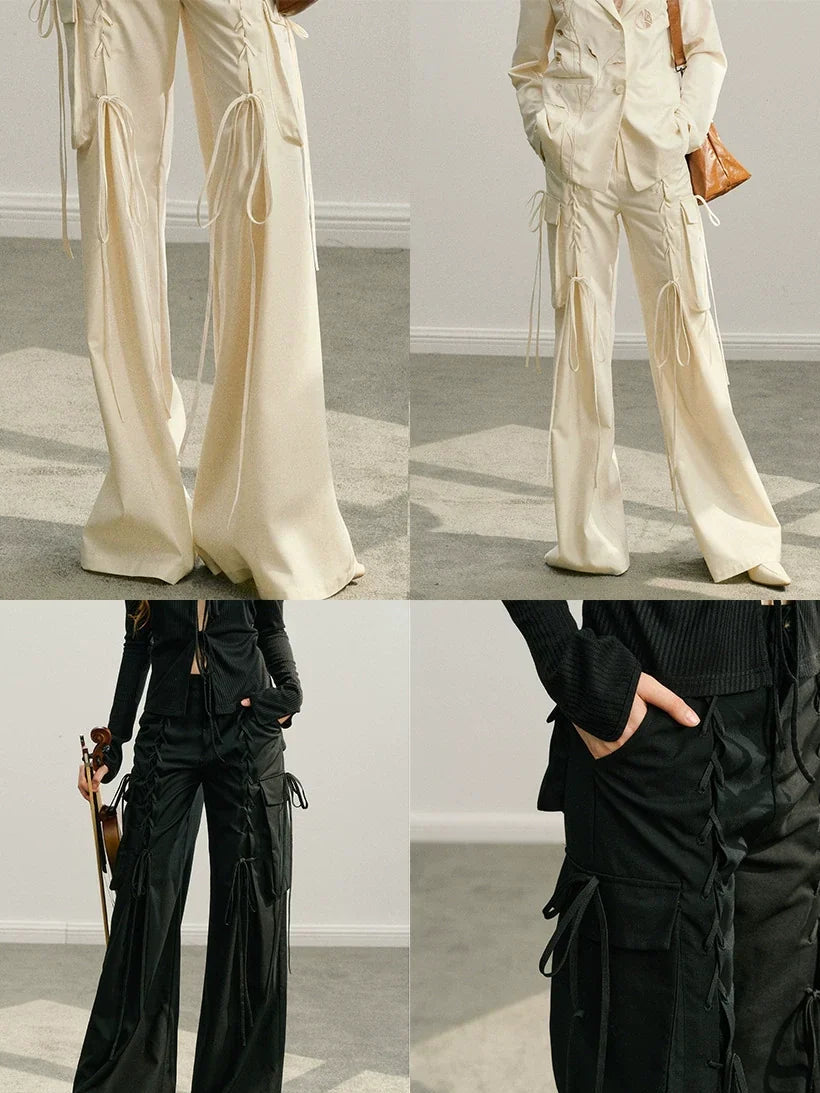 Pantalon droit à jambes larges et bretelles
