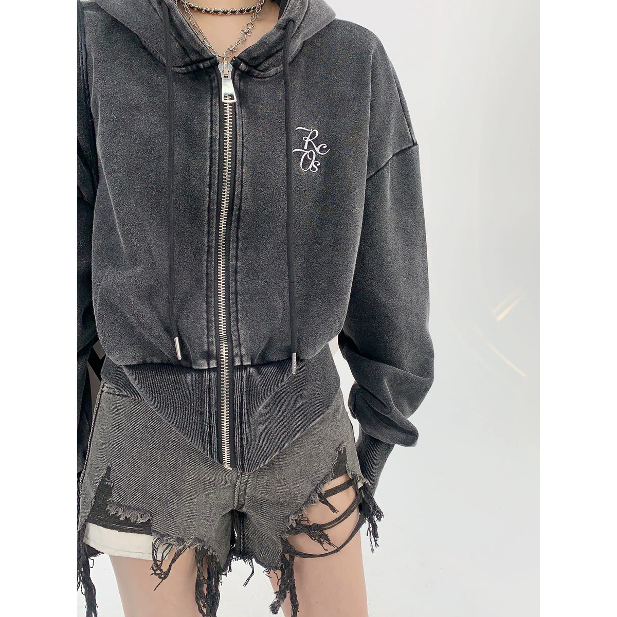 Logo Embroidery Zipper Short Hoodie