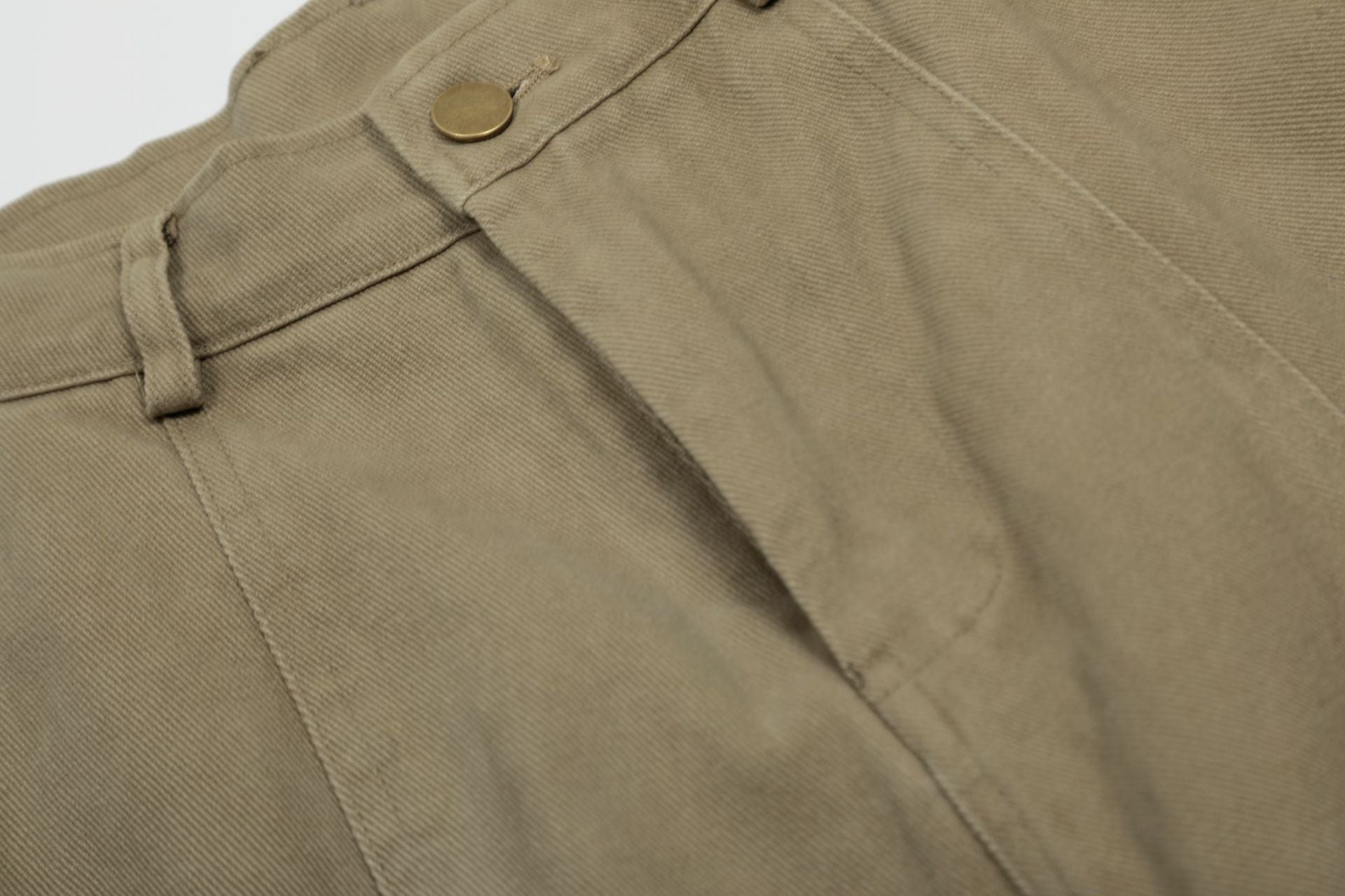 Wide Leg Curved Cargo Pants