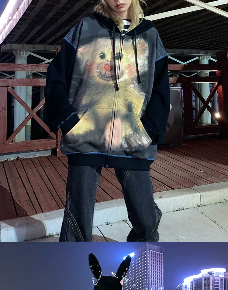 Sudadera con capucha y cremallera con estampado de oso