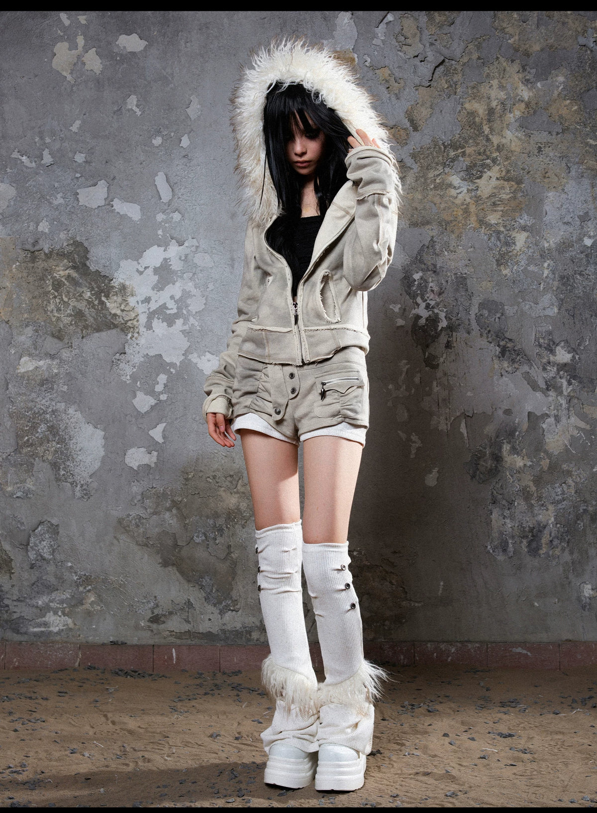 Fake Fur Collar Distressed Short Jacket