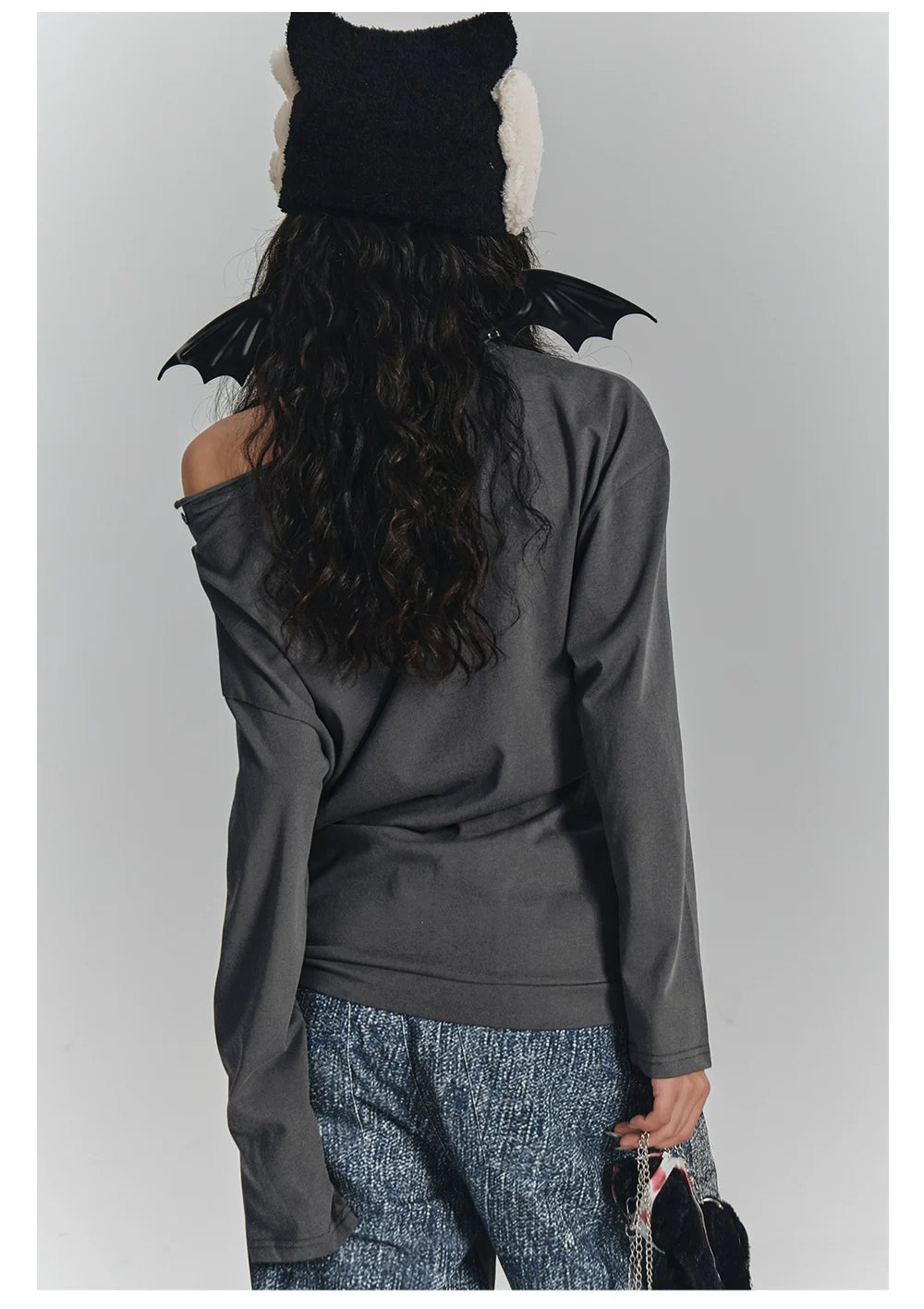 Slanted Shoulder Long Sleeve T-Shirt & Belt