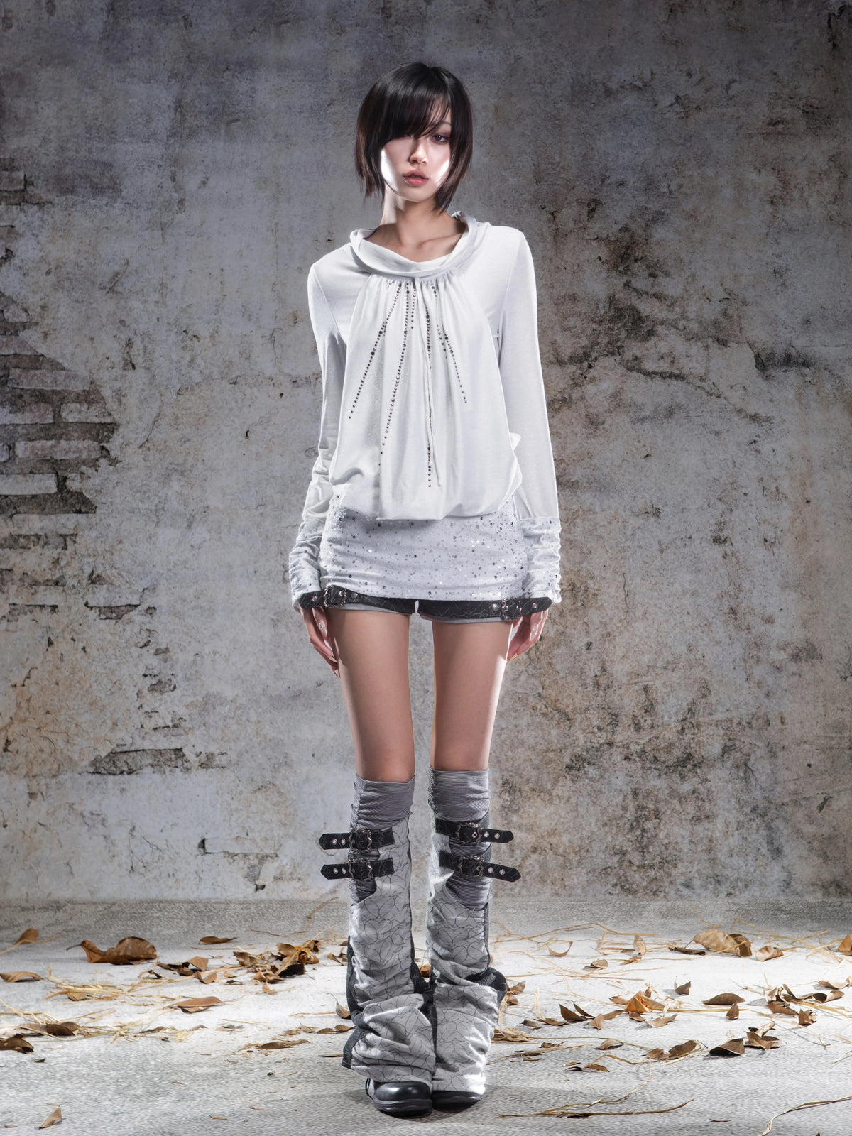 Original 2-Way Pullable Neck Gothic Style Blouse