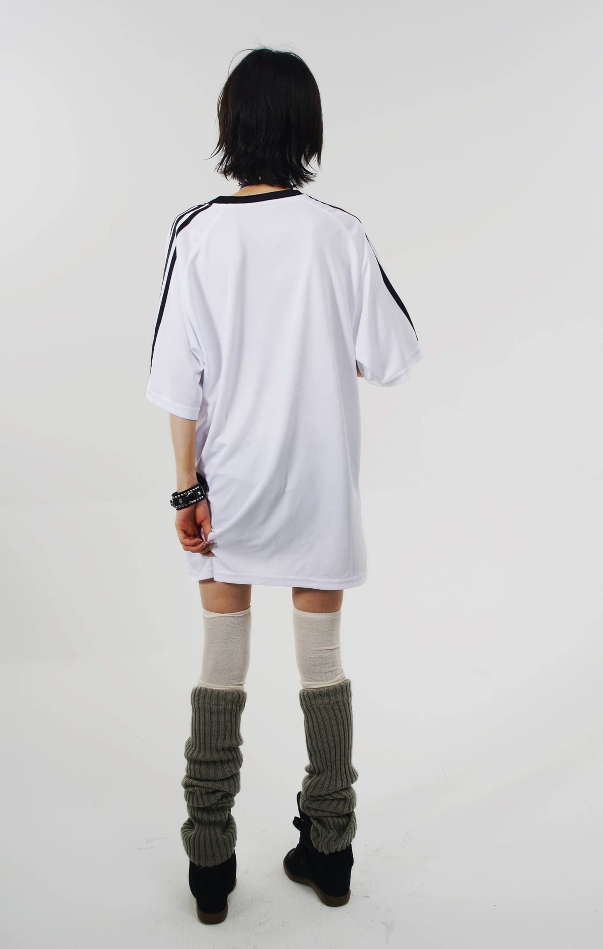 Anime Print Oversize V-Neck Short Sleeve T-Shirt